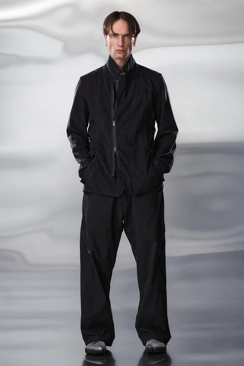 J29-TO Scrim Laced Ultra-Microfiber Blazer Black 11