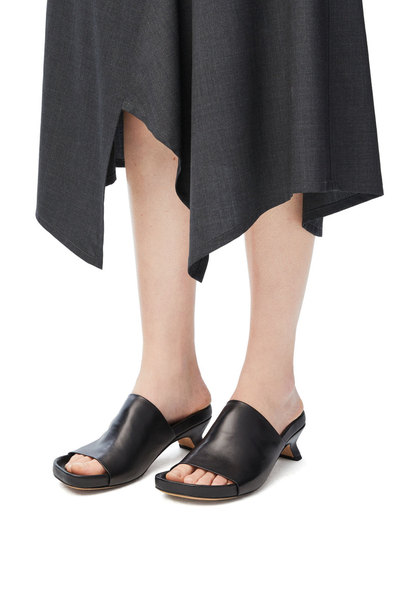 Loewe Ease slide in lambskin outlook