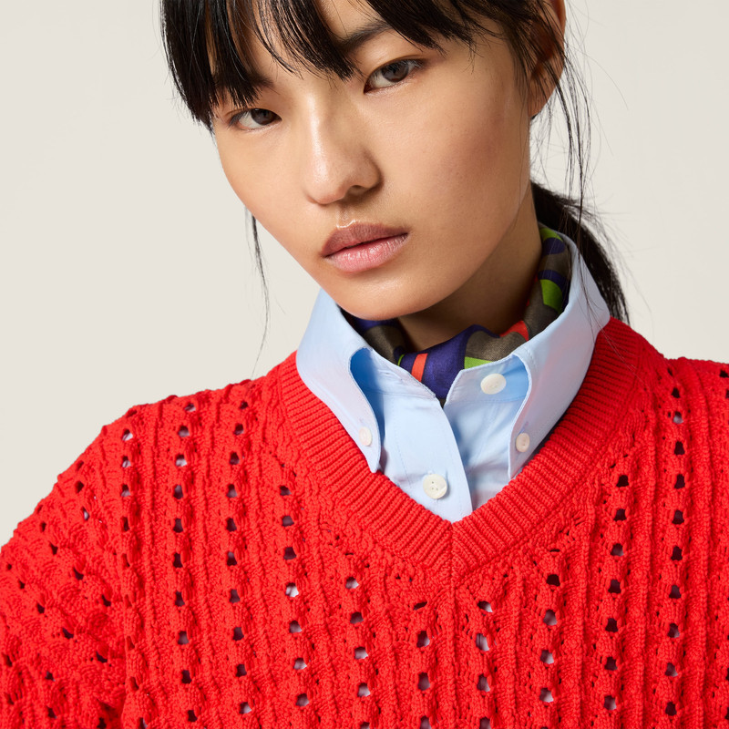 Technical yarn V-neck sweater 4