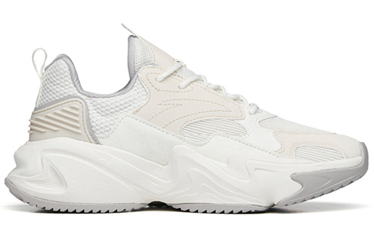 (WMNS) ANTA Walker 3.0 'White Grey' 122238881-1 - 2