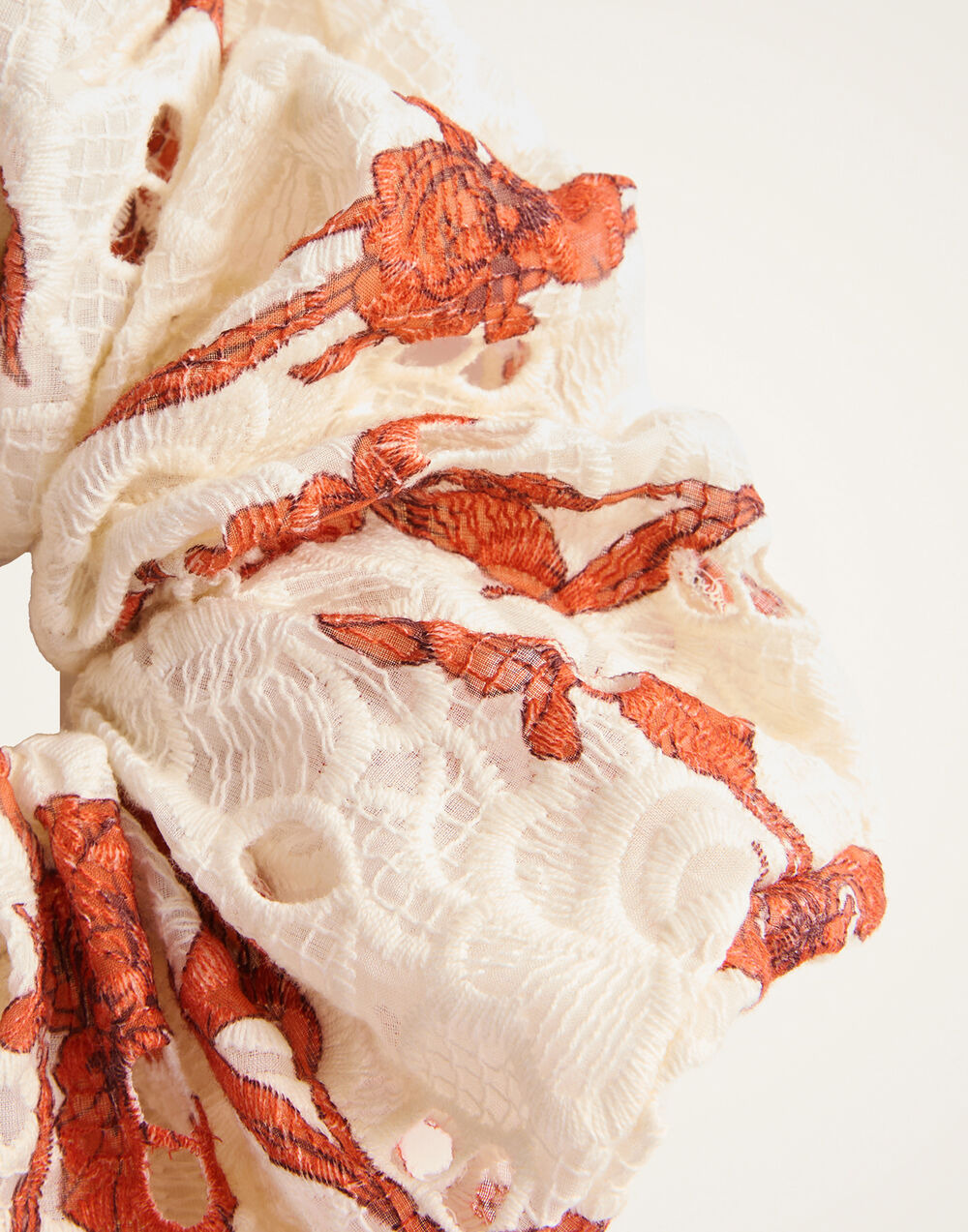 Giga Scrunchie - 5