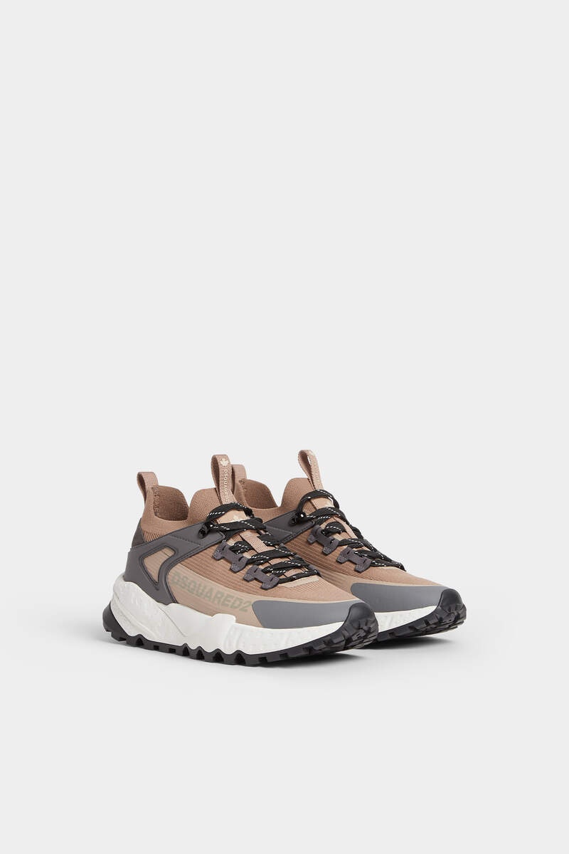 FREE SNEAKERS - 2