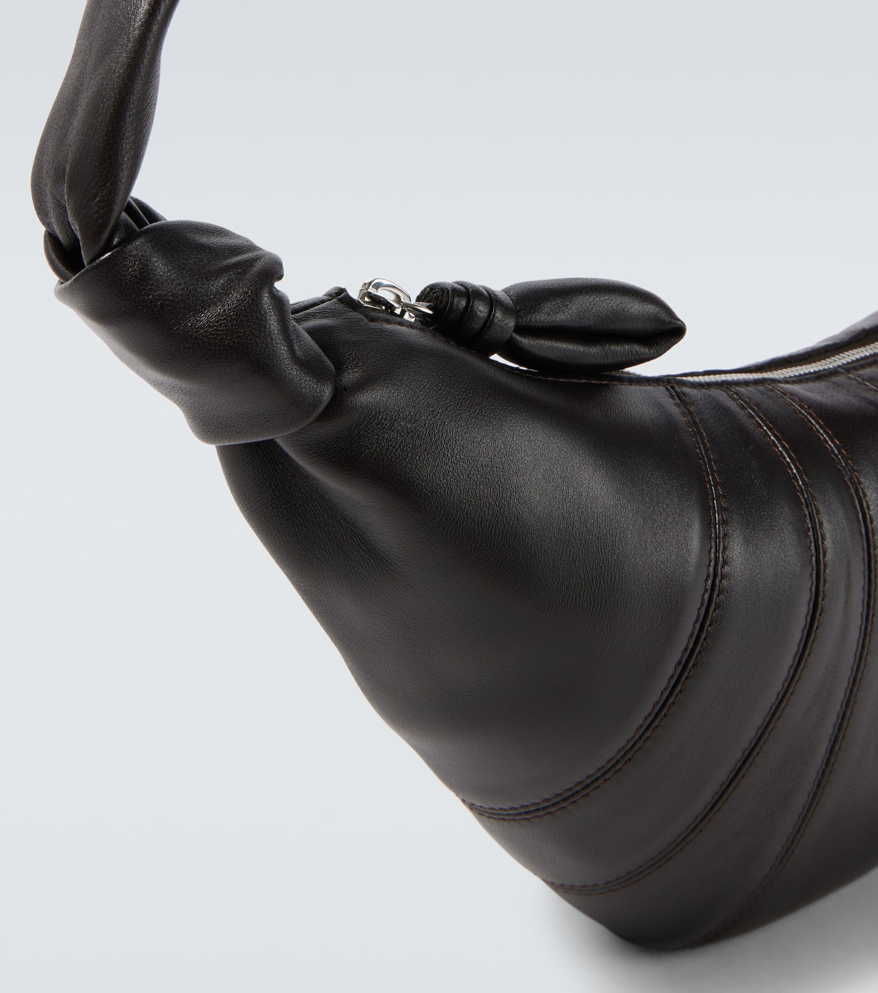 Croissant Small leather shoulder bag - 6