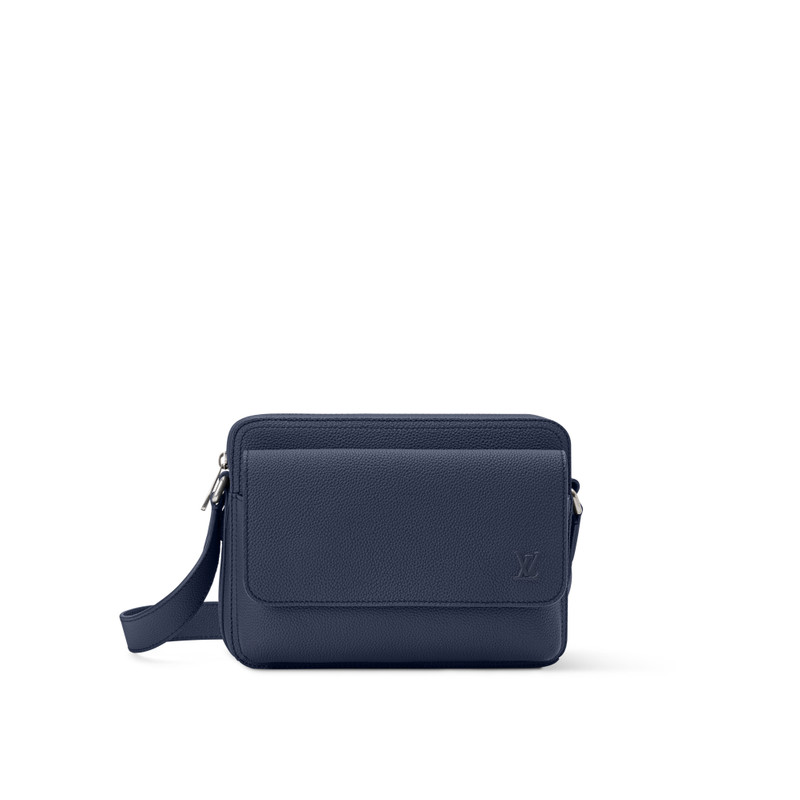 Boarding Messenger 1