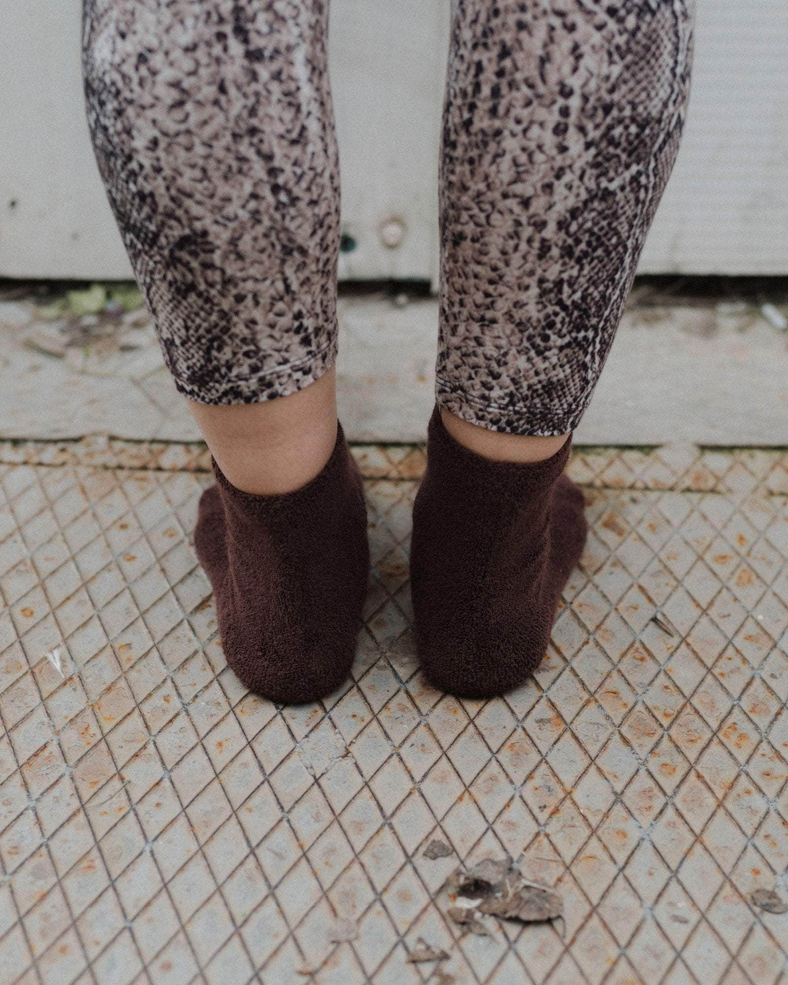 Buckle Overankle Socks - Textured Organic Cotton - 3