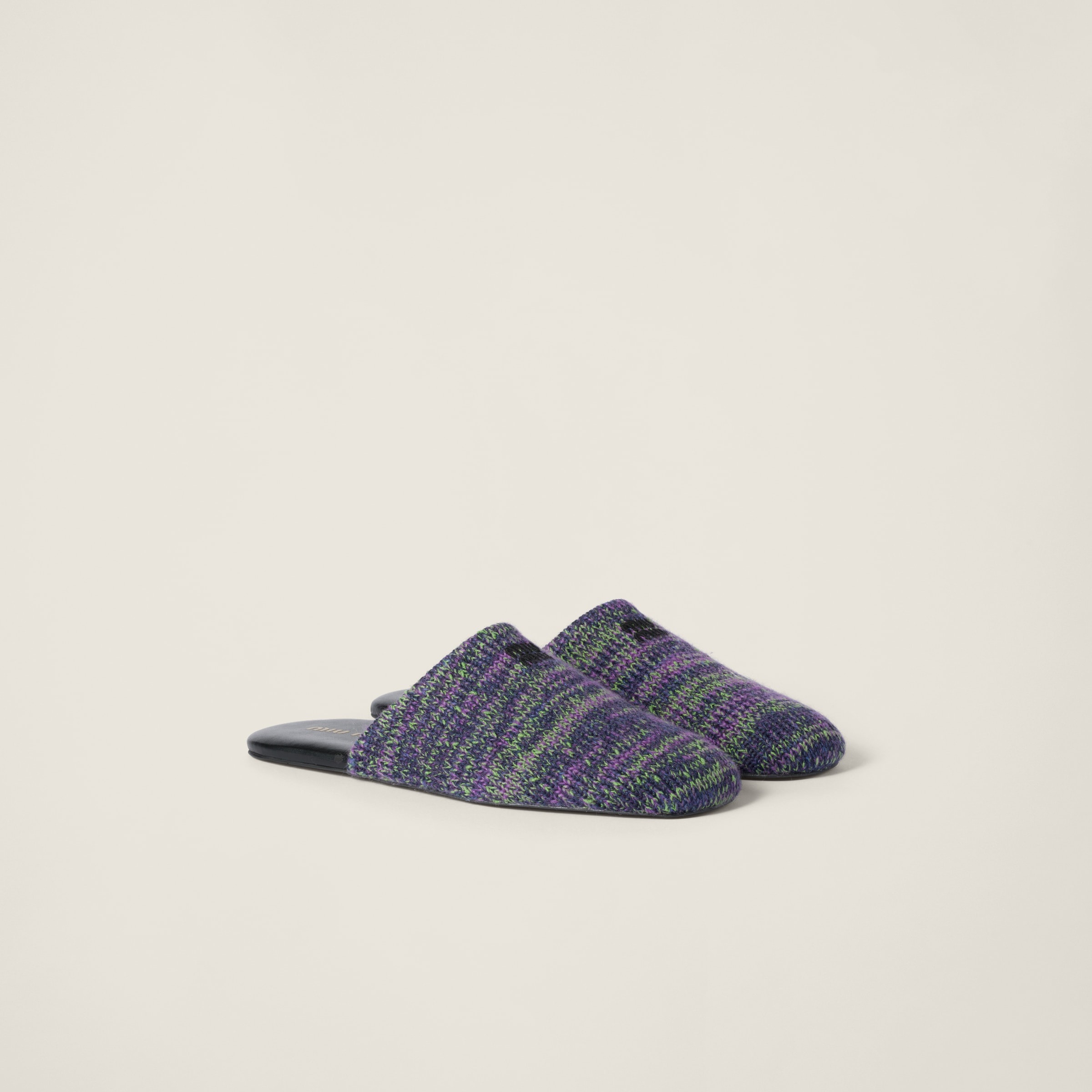 Wool slippers - 1