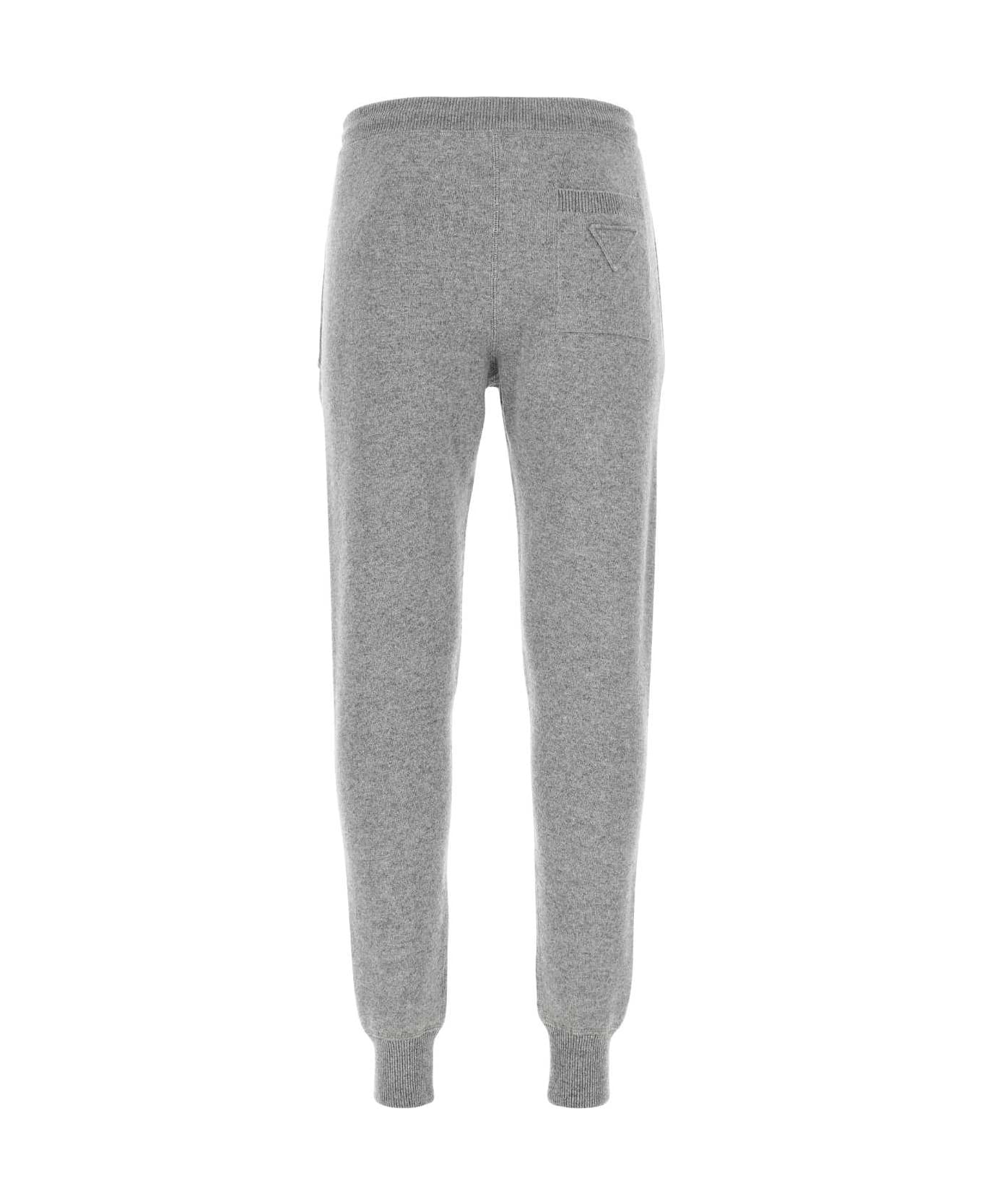 フィットネスボトムス Prada Grey Cashmere Blend Joggers Prada Cashmere and Virgin Wool Joggers women - Glamood Outlet