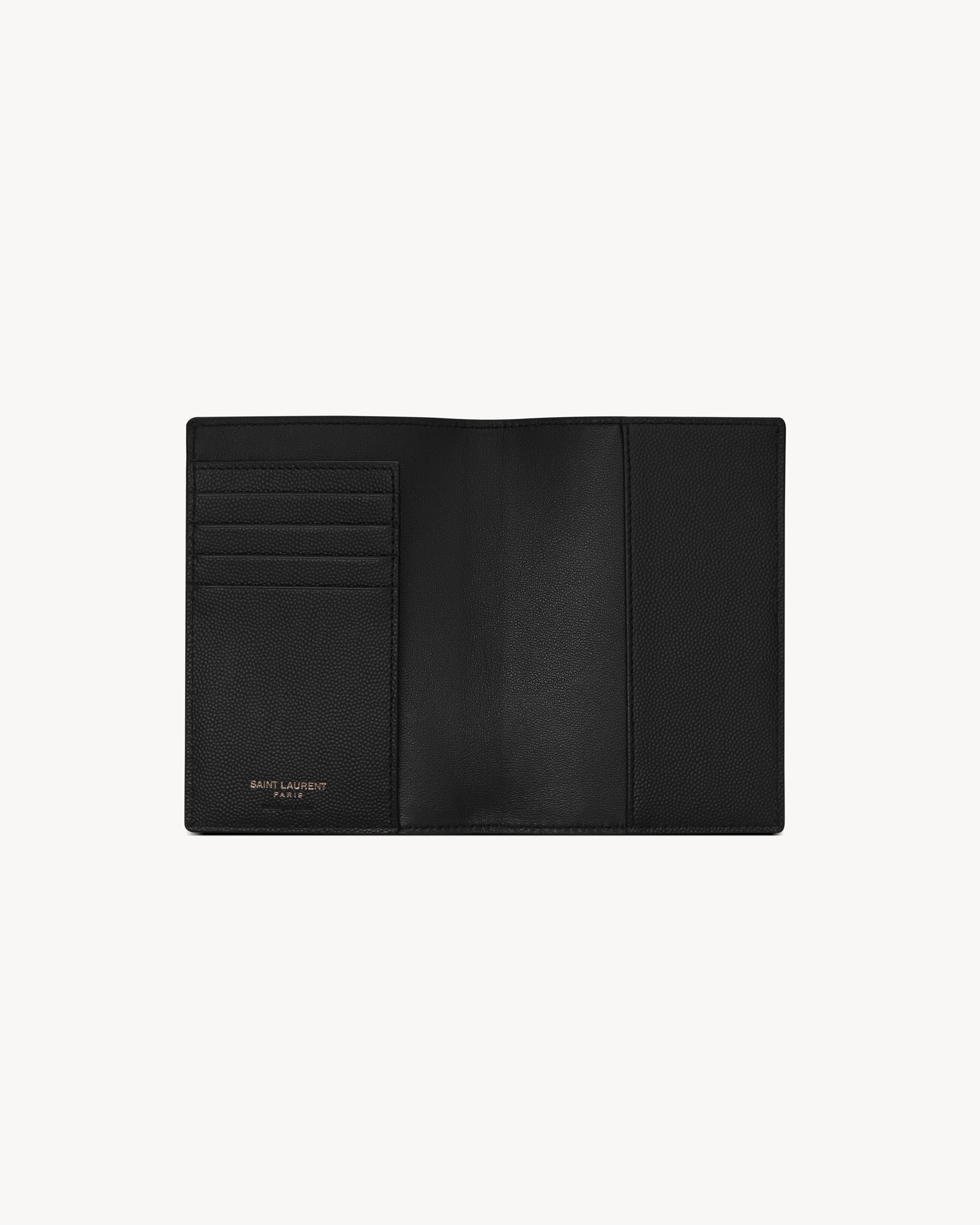CASSANDRE PASSPORT CASE IN GRAIN DE POUDRE LEATHER - 4