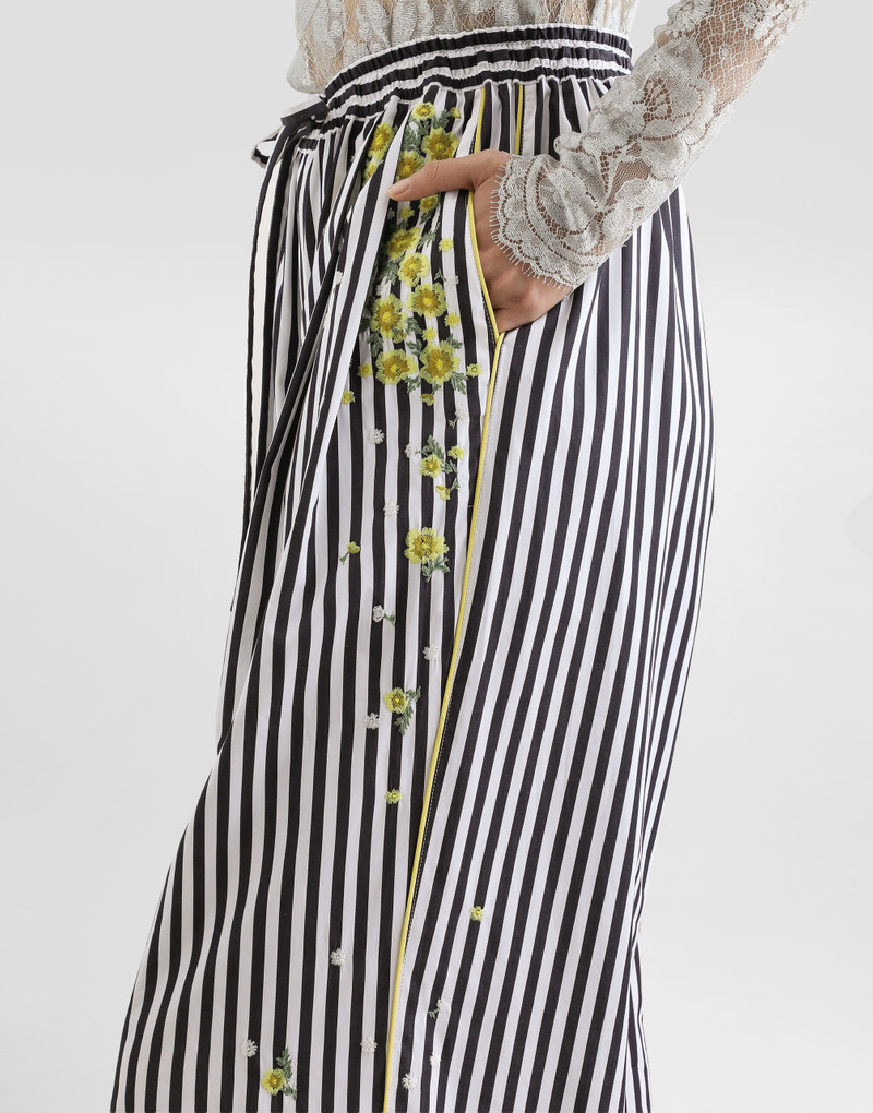 Poplin trousers with flower embroidery 6
