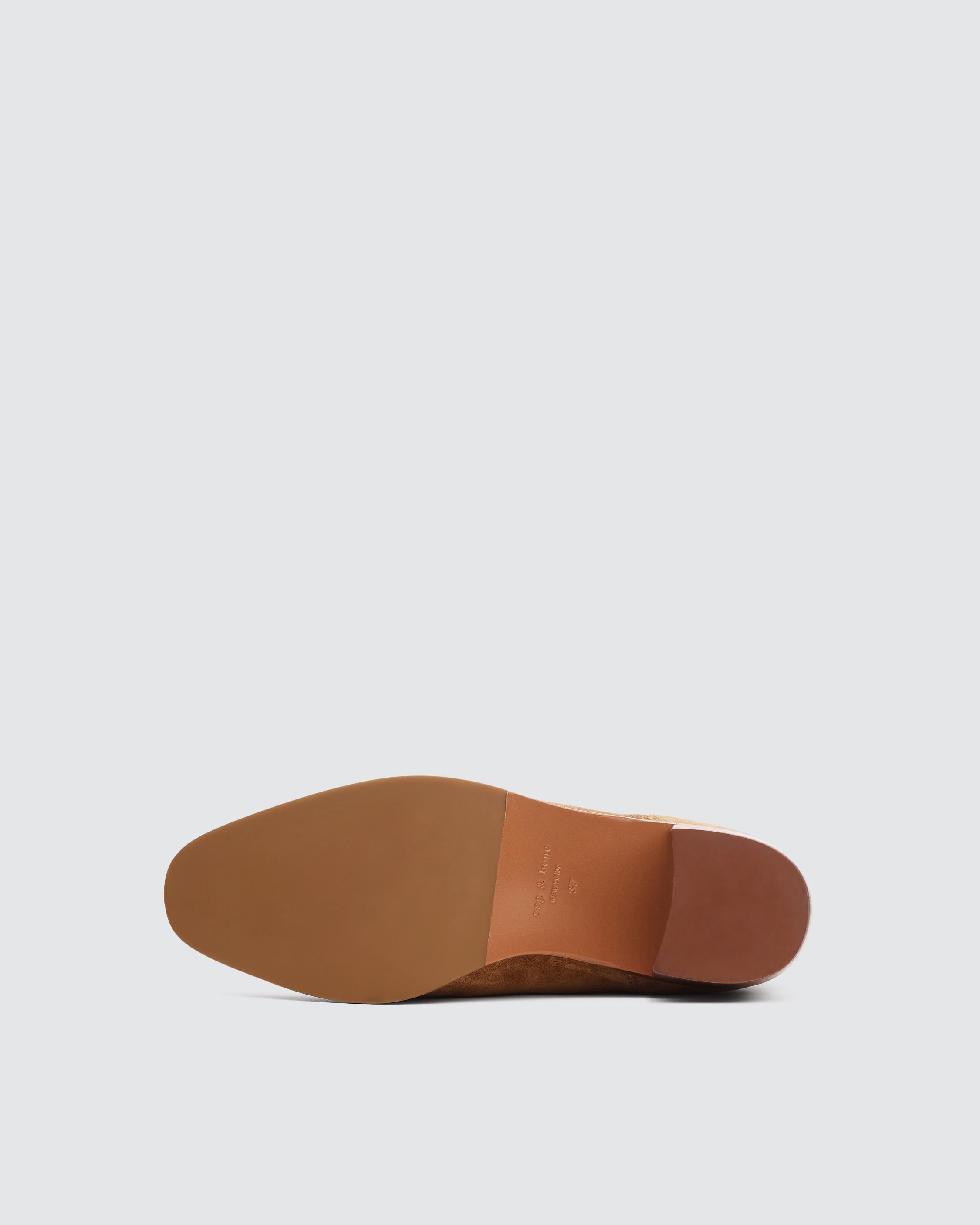 Hazel Boot - Suede
Chelsea Boot - 5