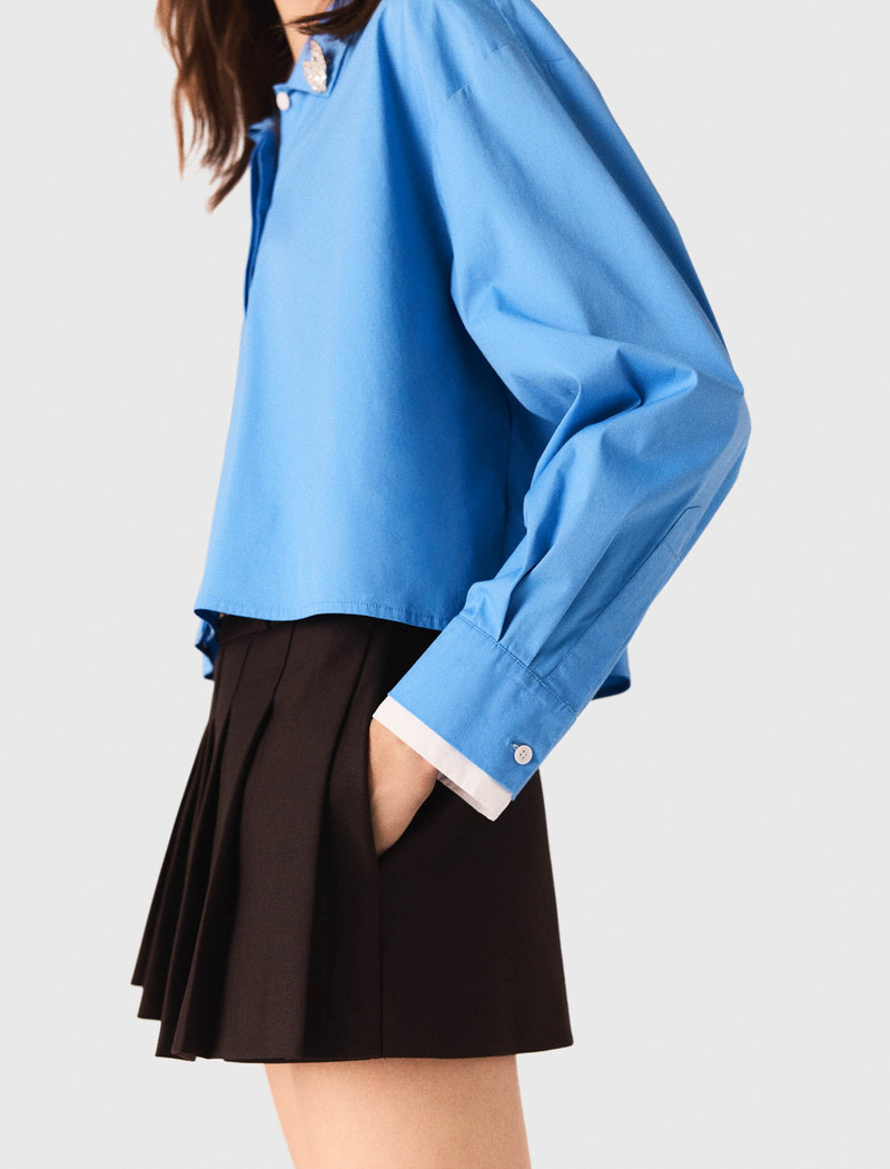 Shirt with removable jewellery 7
