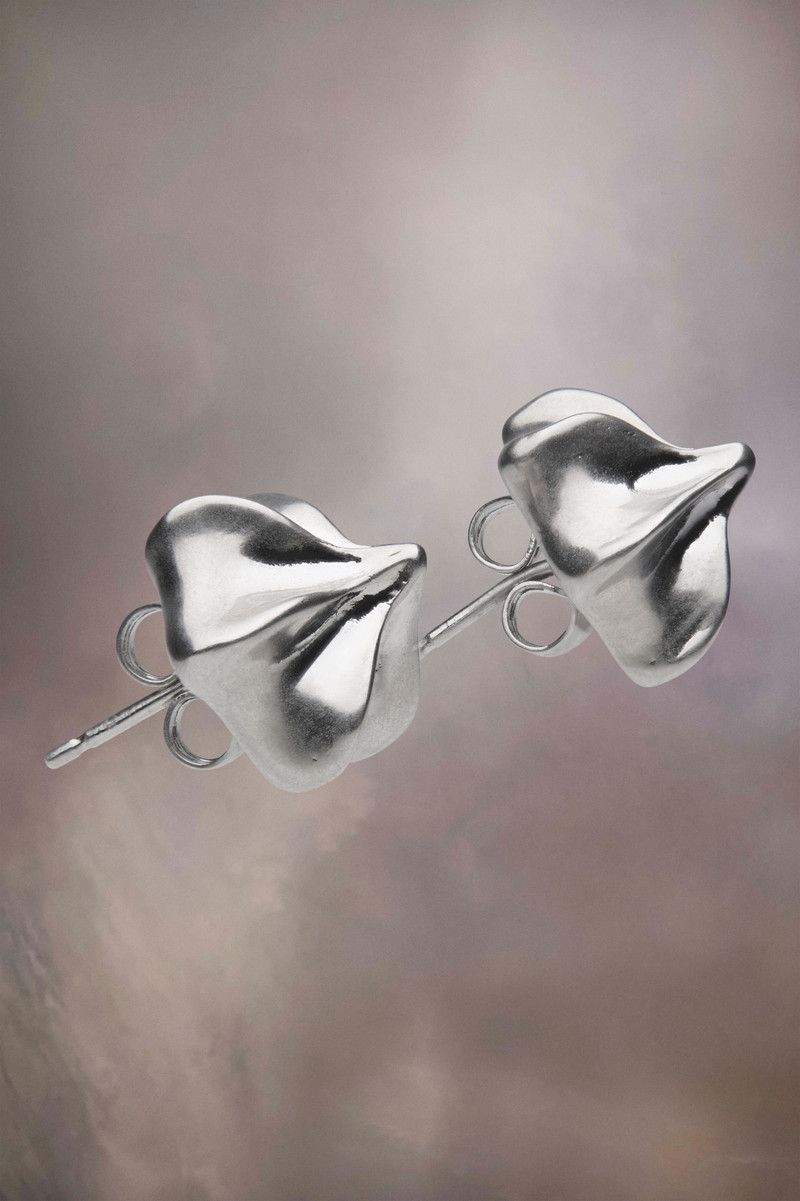 Maison Margiela Timeless earrings outlook