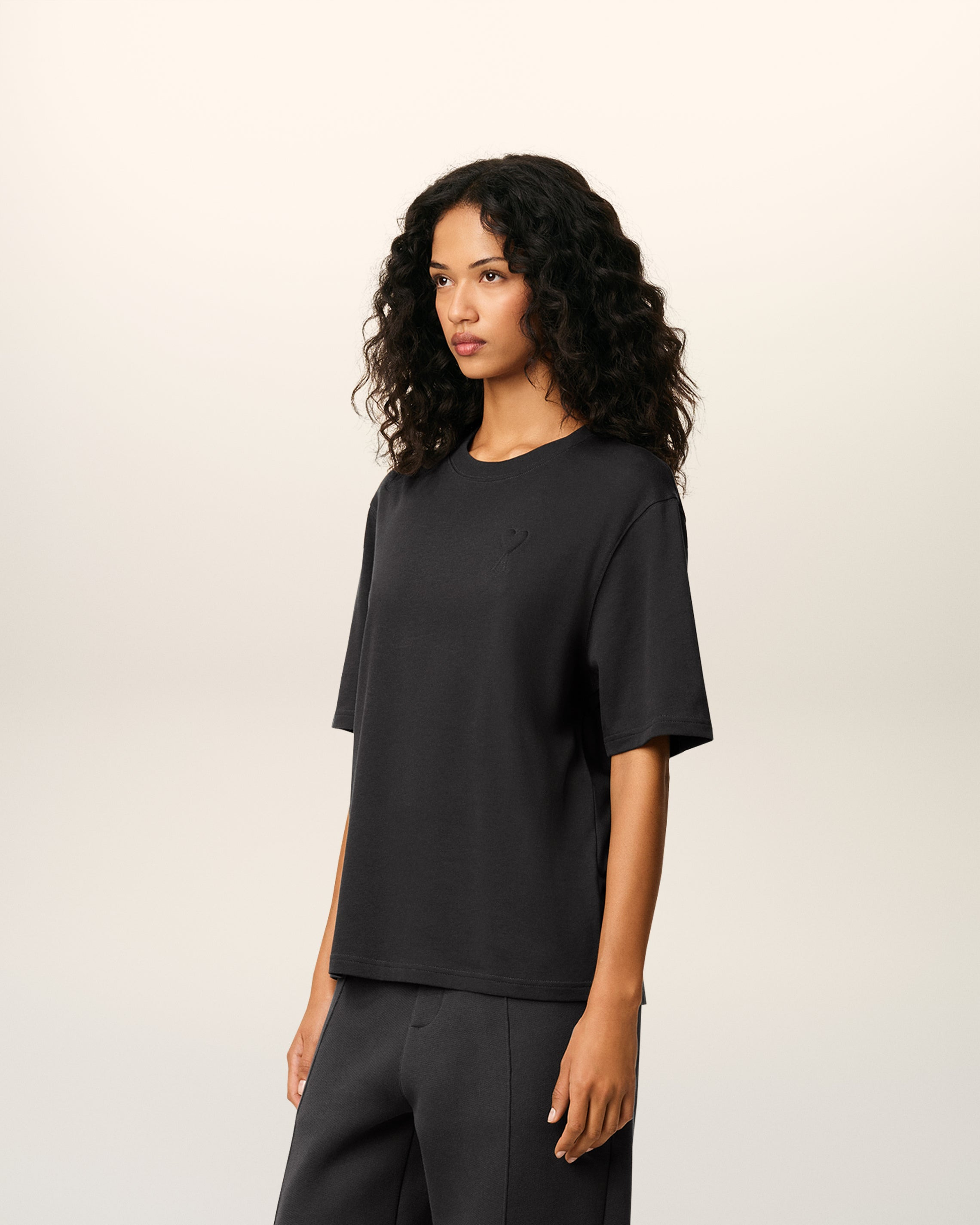BLACK COTTON AMI DE COEUR COSY FIT T-SHIRT - 6