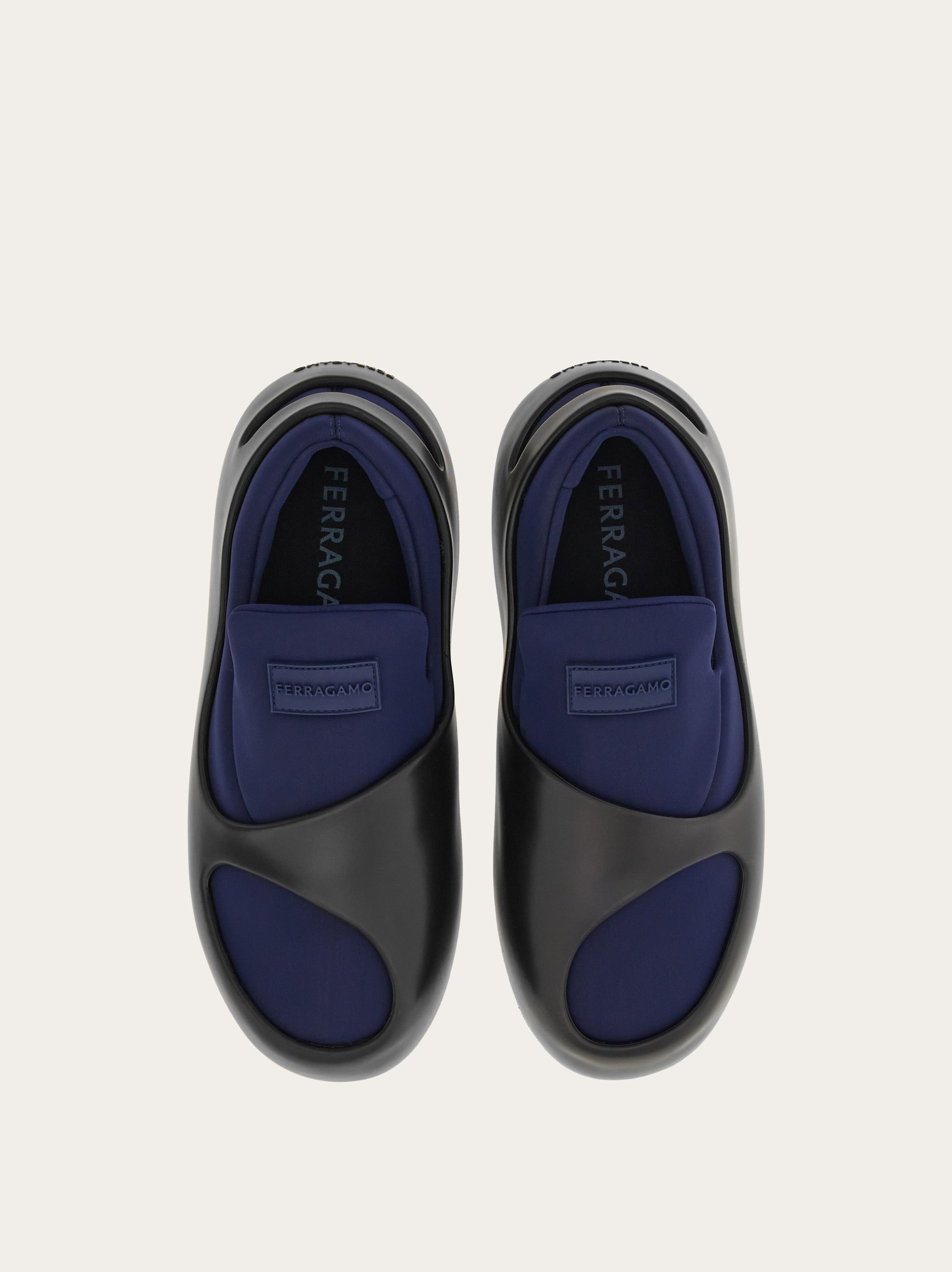 Hybrid slip-on - 2