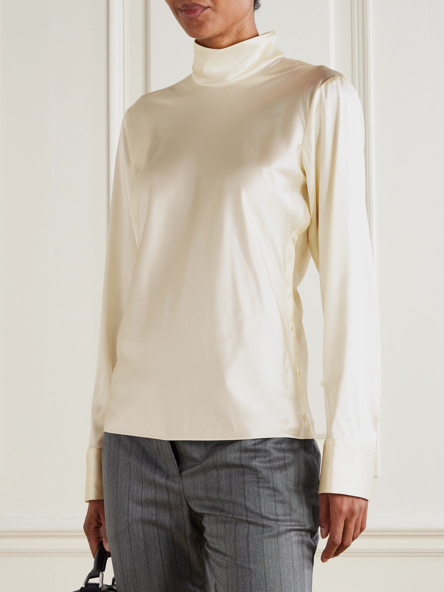 Asymmetric satin turtleneck top Ivory - 3