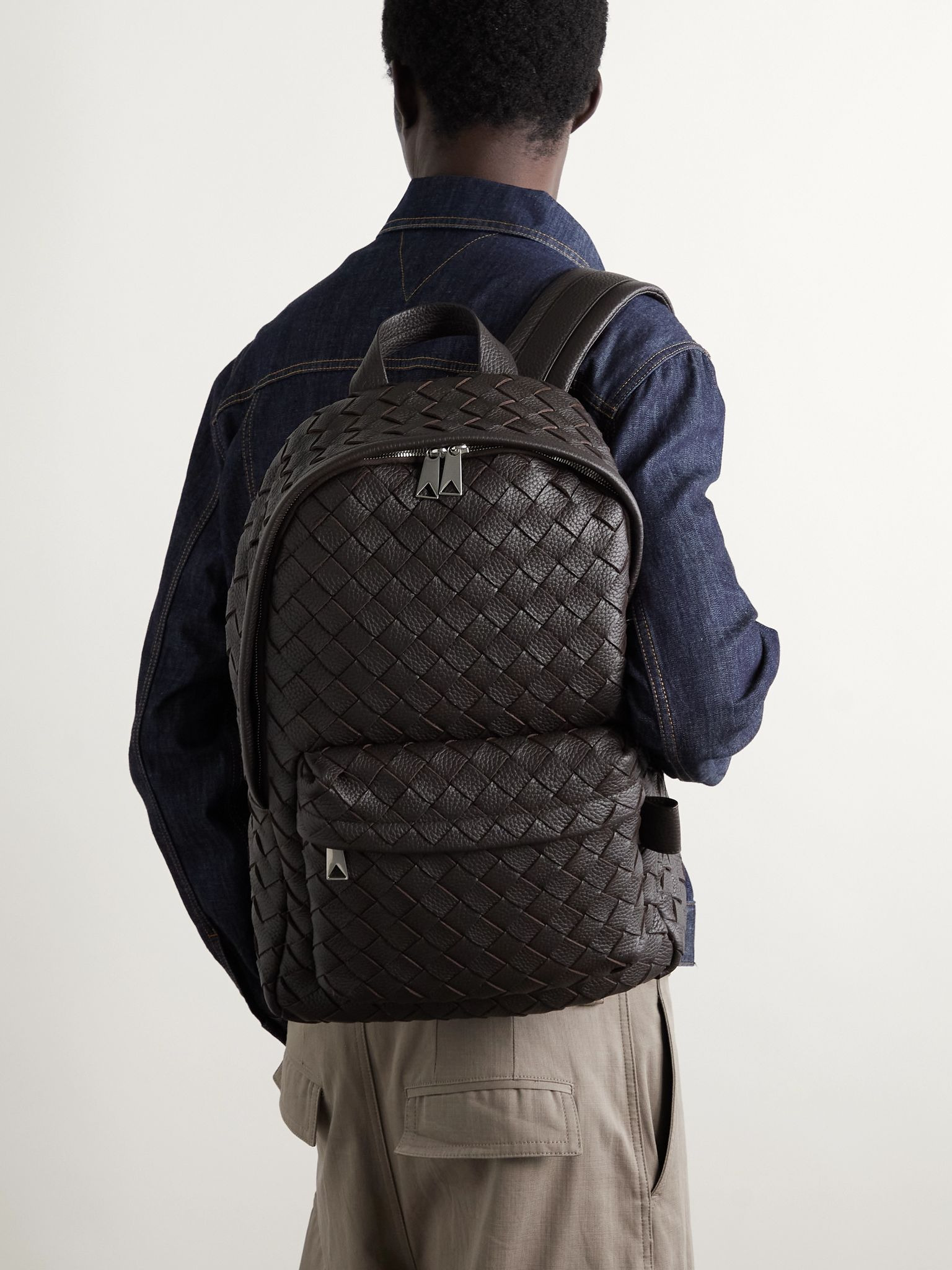 Intrecciato Full-Grain Leather Backpack Brown - 2