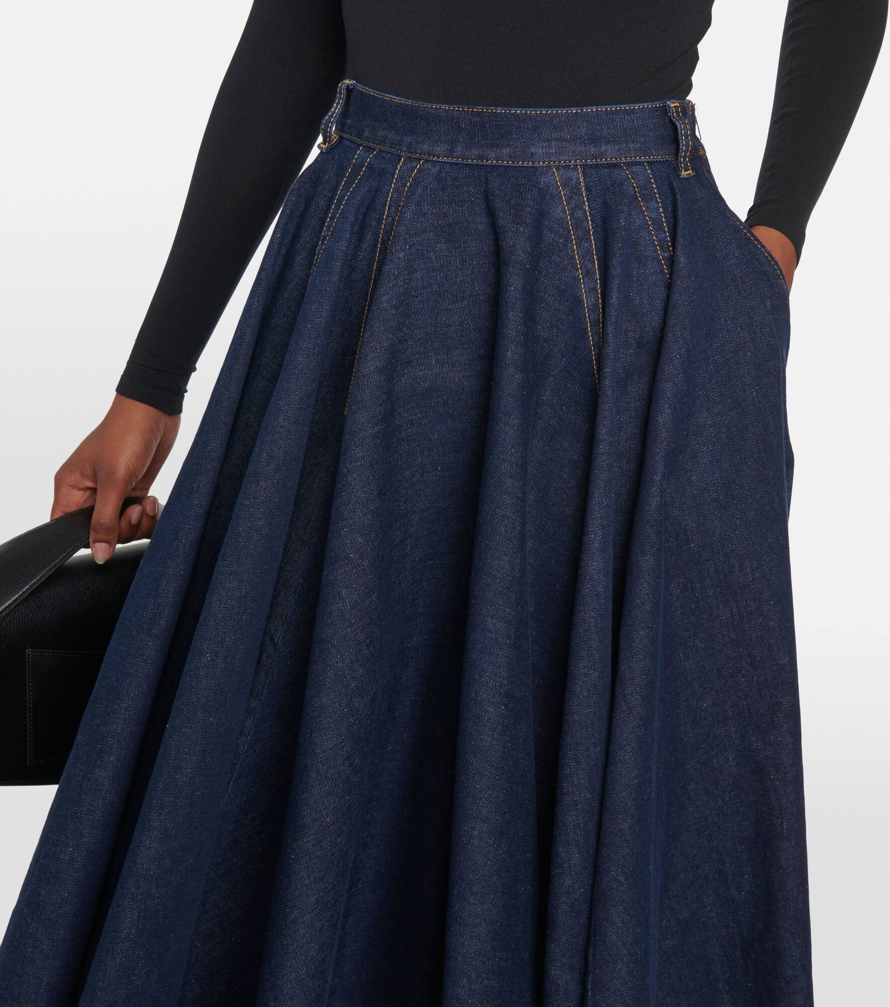 Pleated high-rise denim midi skirt - 4