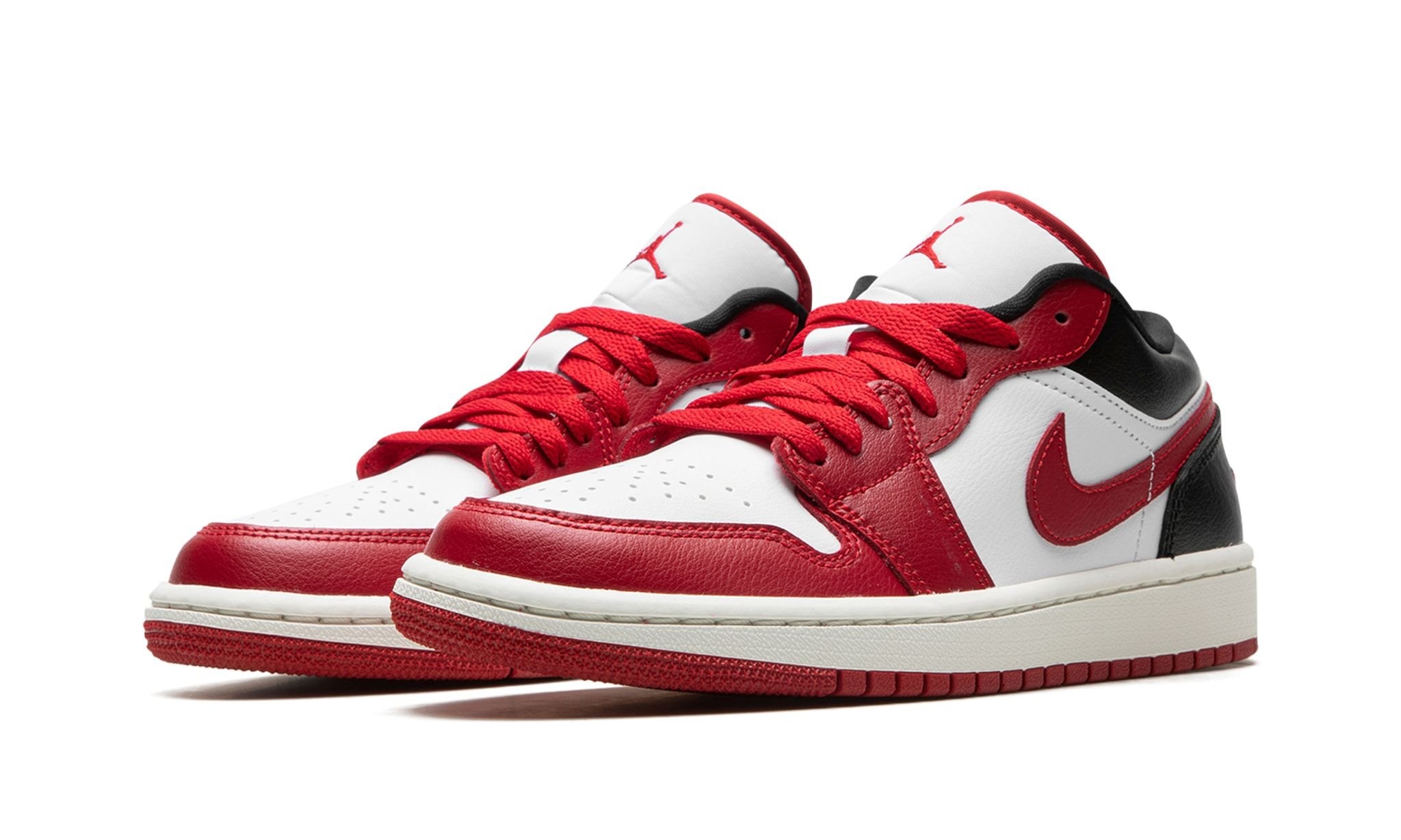 WMNS AIR JORDAN 1 LOW "Reverse Black Toe" - 2