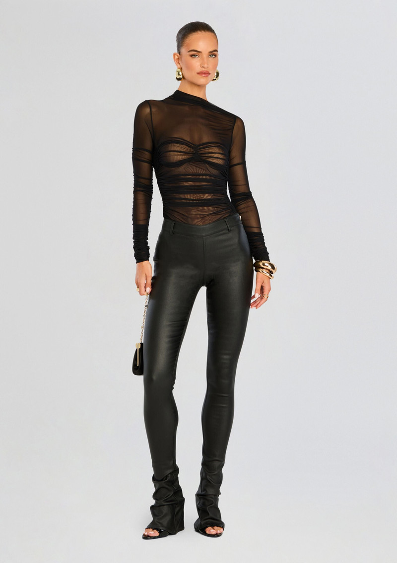 RETROFÊTE DANICA PANT outlook