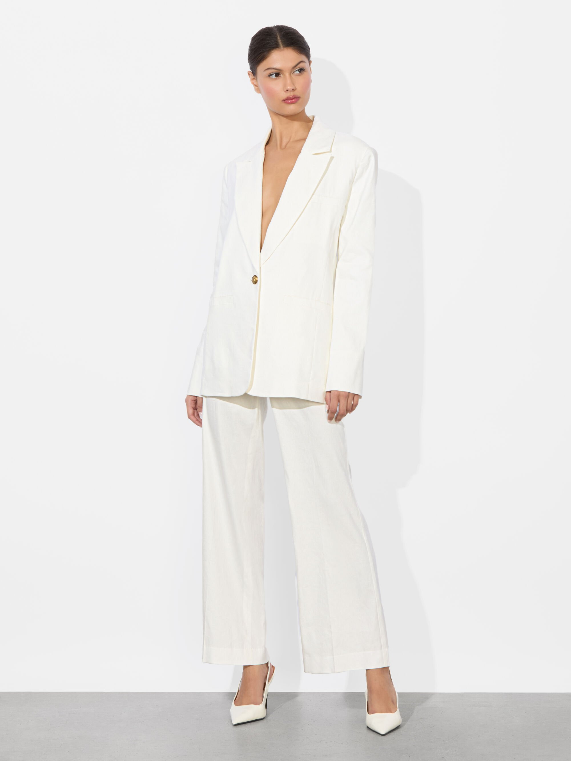 BILLIE BOXY LINEN BLAZER - 6