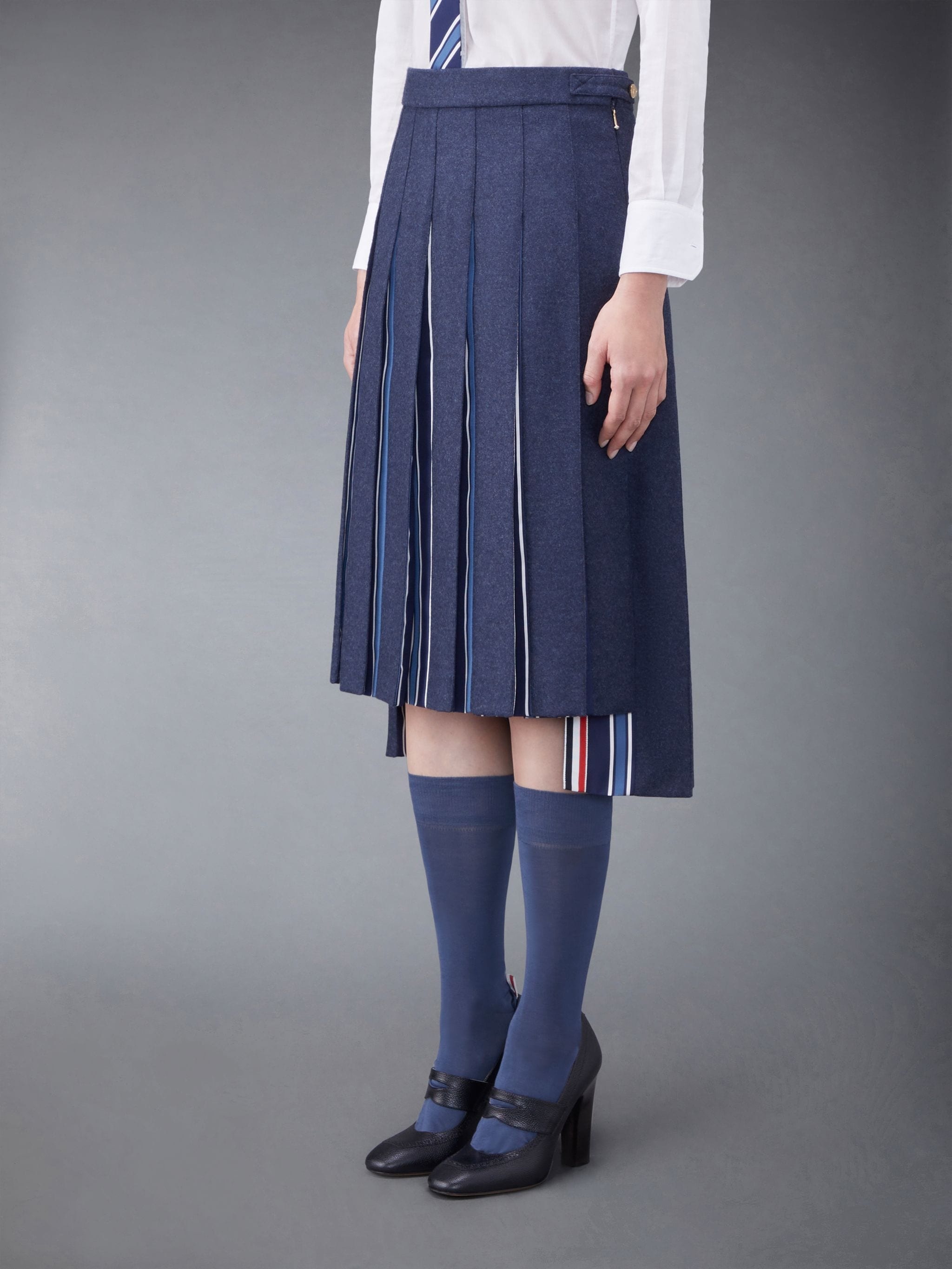 Wool Flannel Knee Length Pleated Skirt - 2