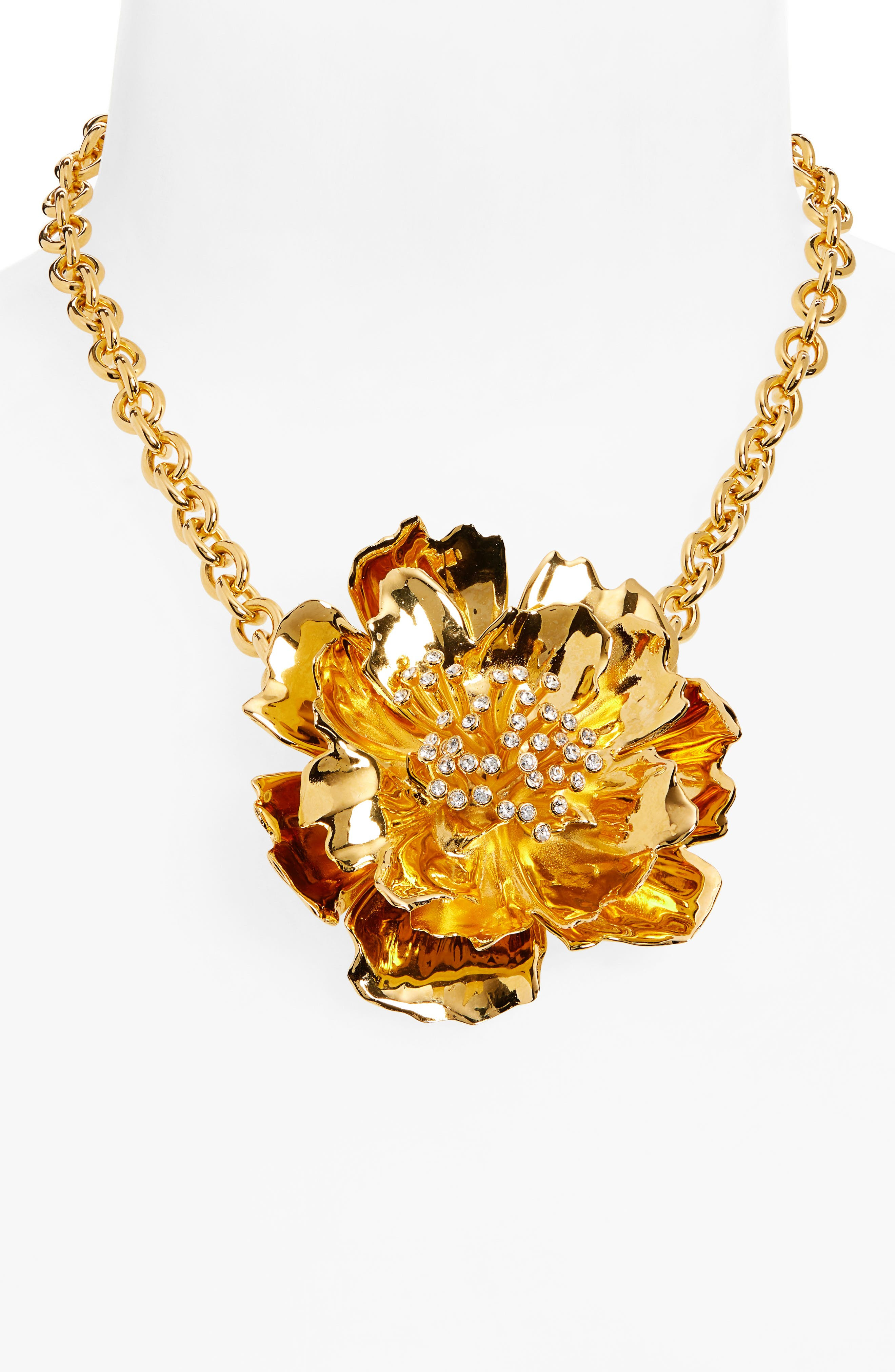 Oscar de la Renta Peony Necklace in Gold at Nordstrom - 4