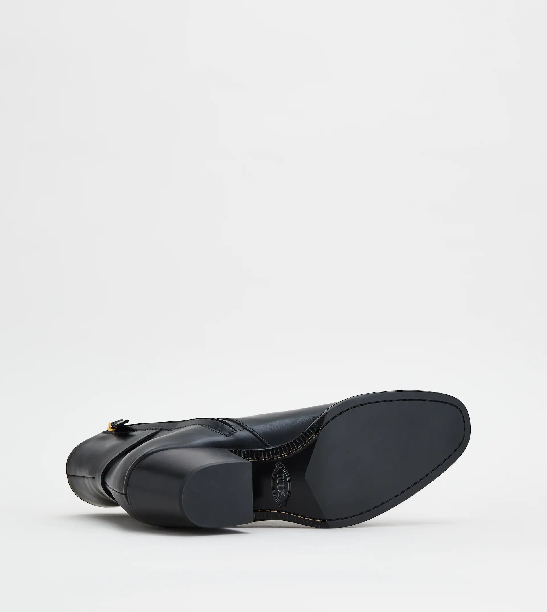 ANKLE BOOTS IN LEATHER - BLACK - 5