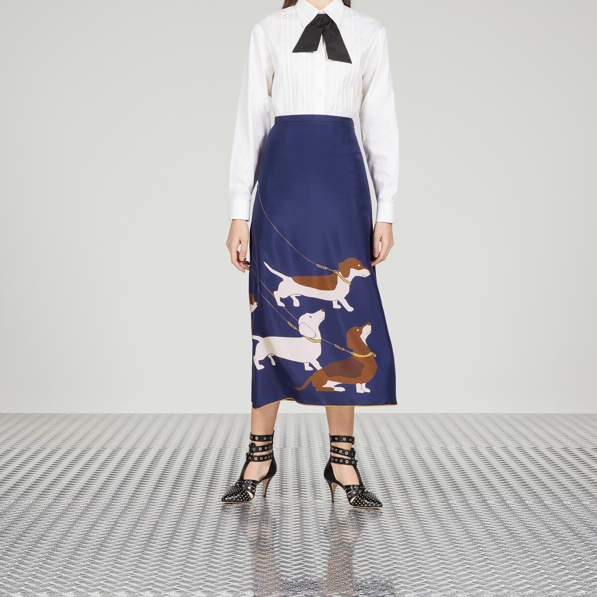 Silk skirt with dog print - 6
