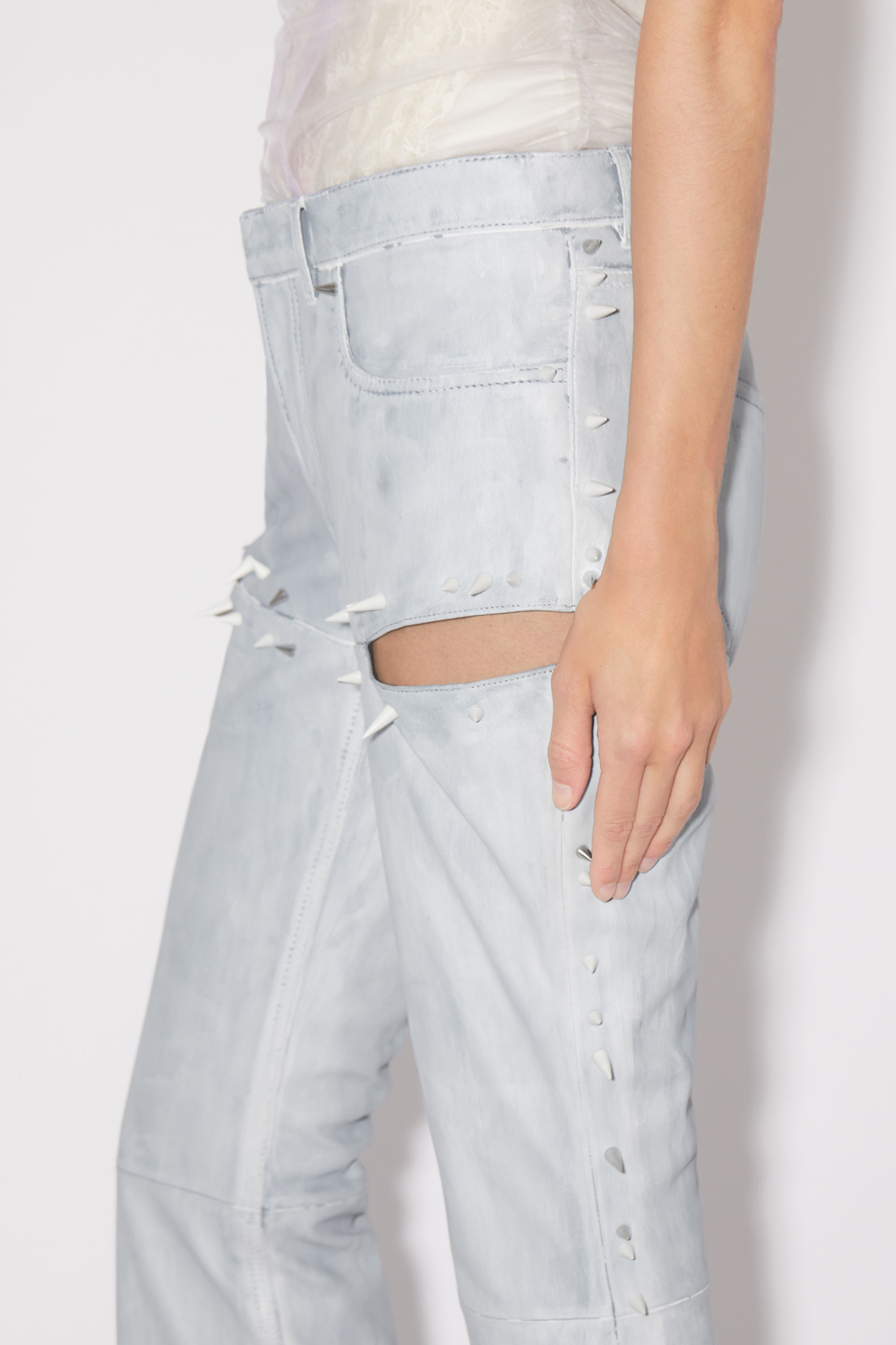 Leather spike slit trousers - Light blue - 4