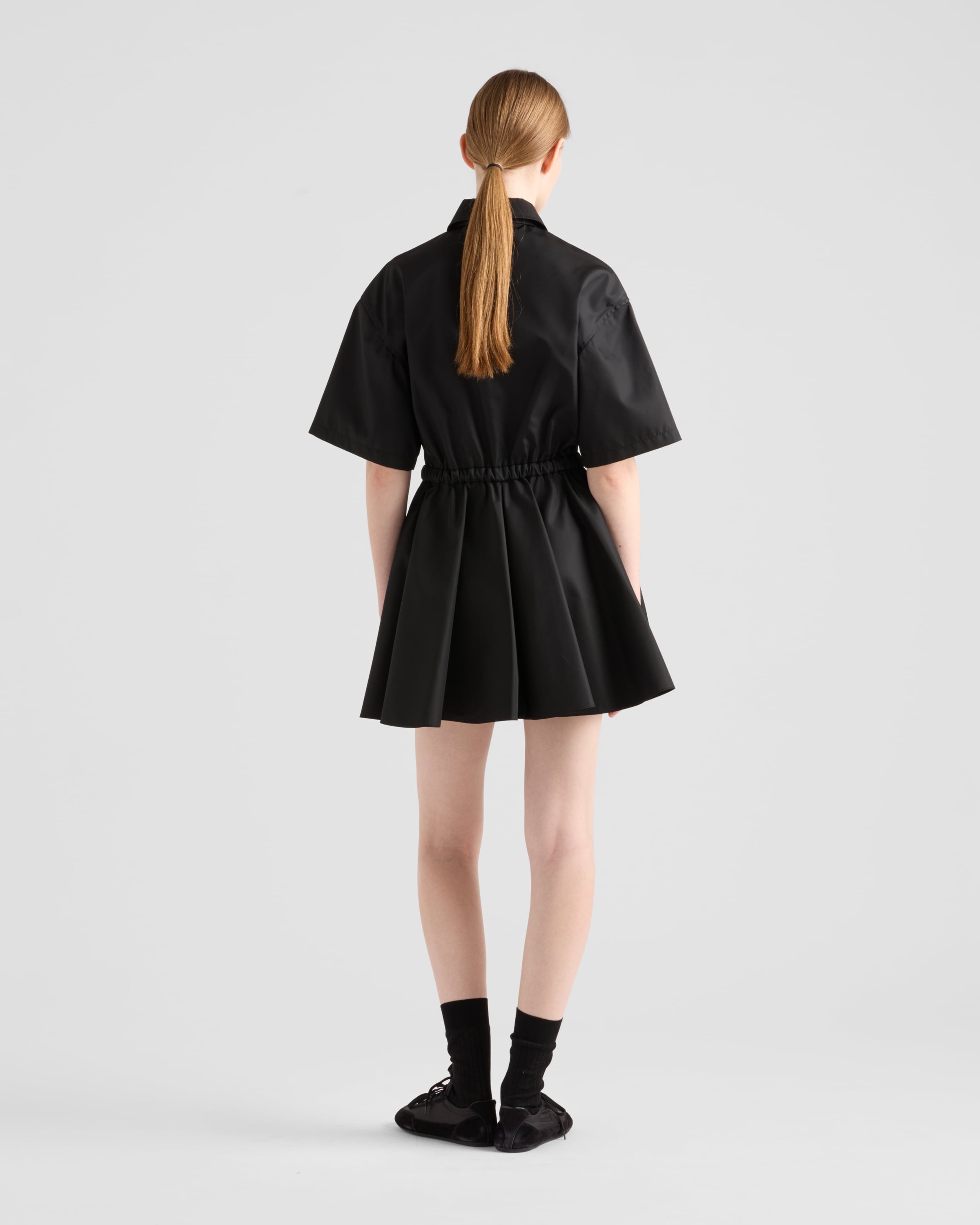 Short-sleeved Re-Nylon dress - 5