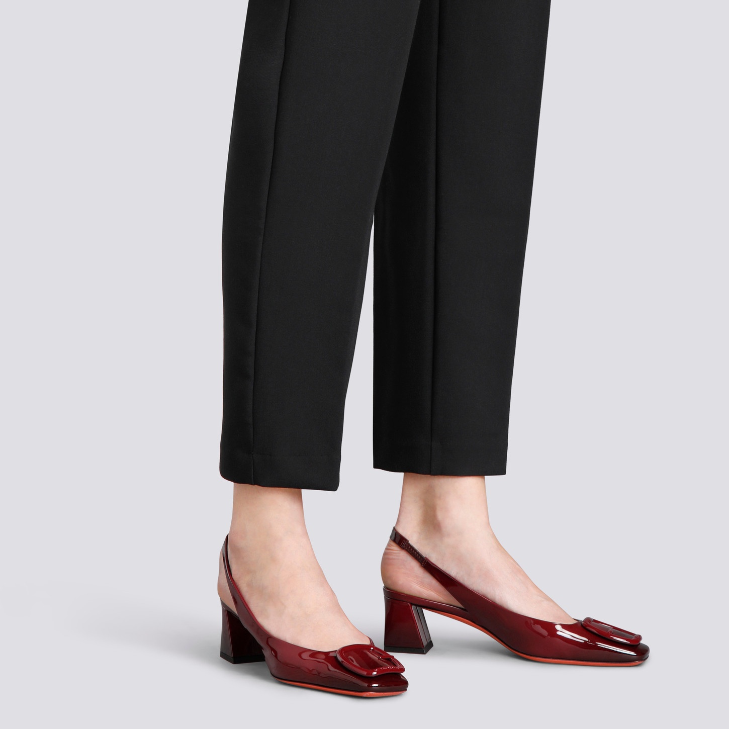 Women's red patent leather mid-heel pump - 2