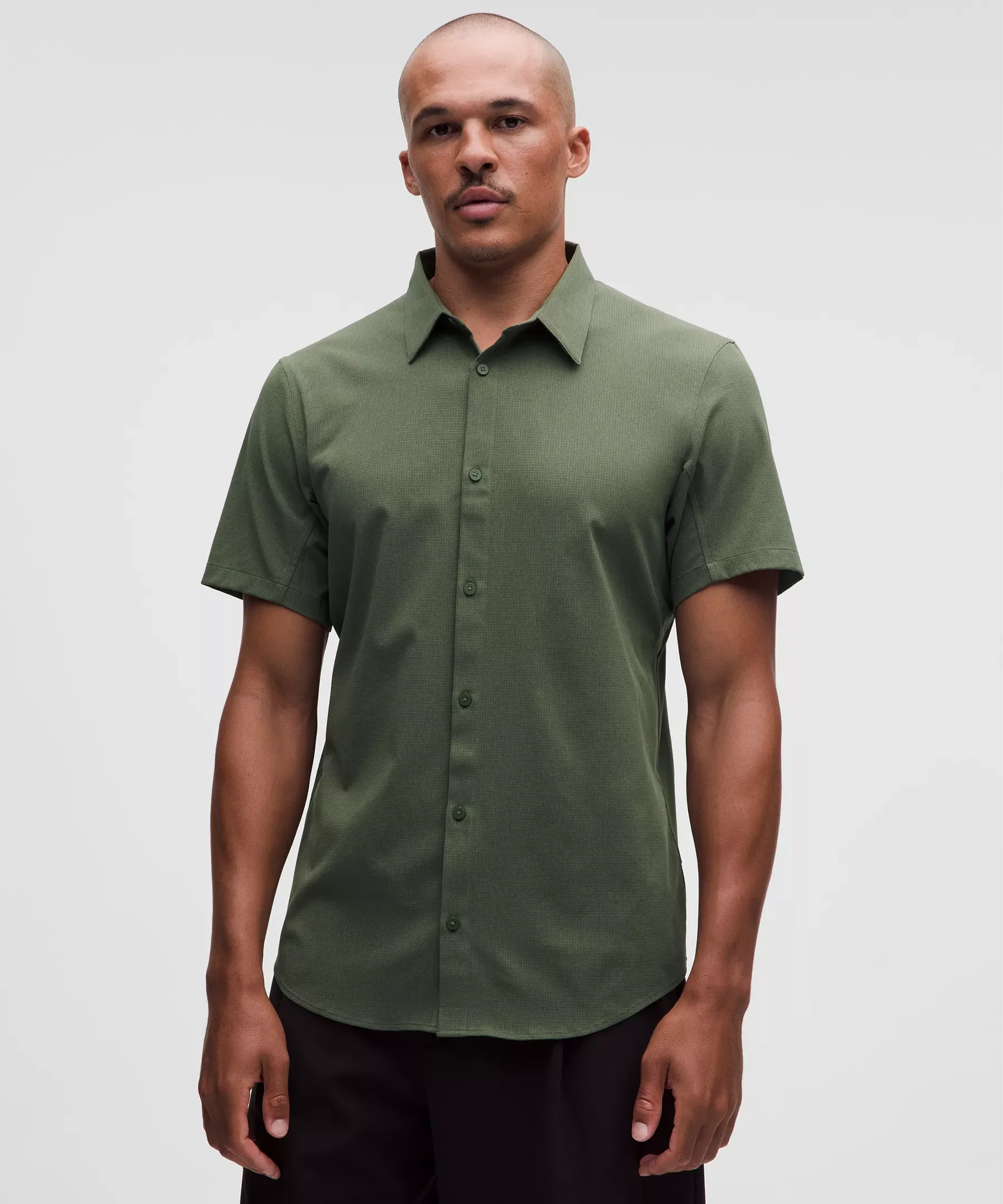Airing Easy Short-Sleeve Shirt - 1