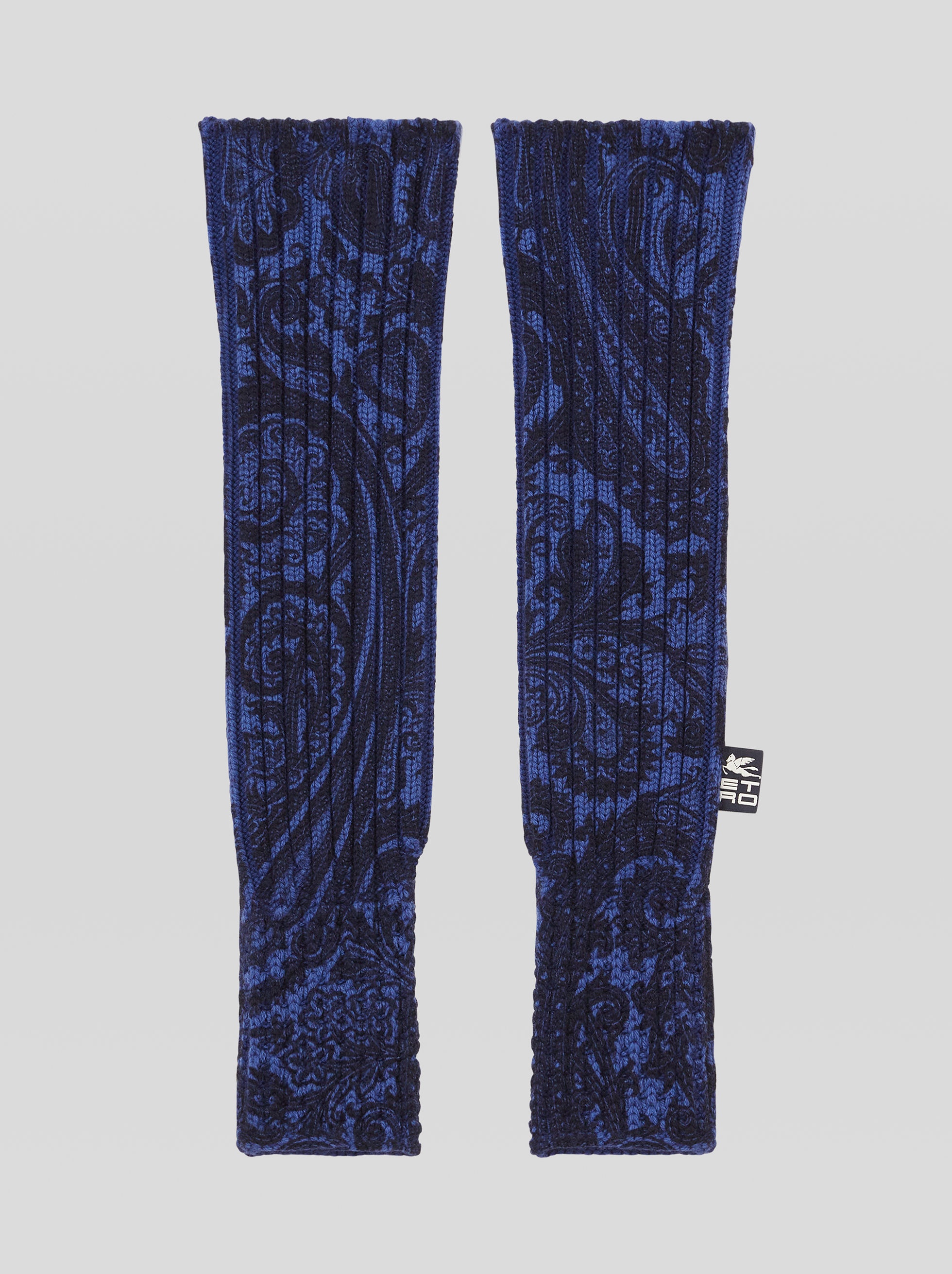 WOOL SLEEVES 1