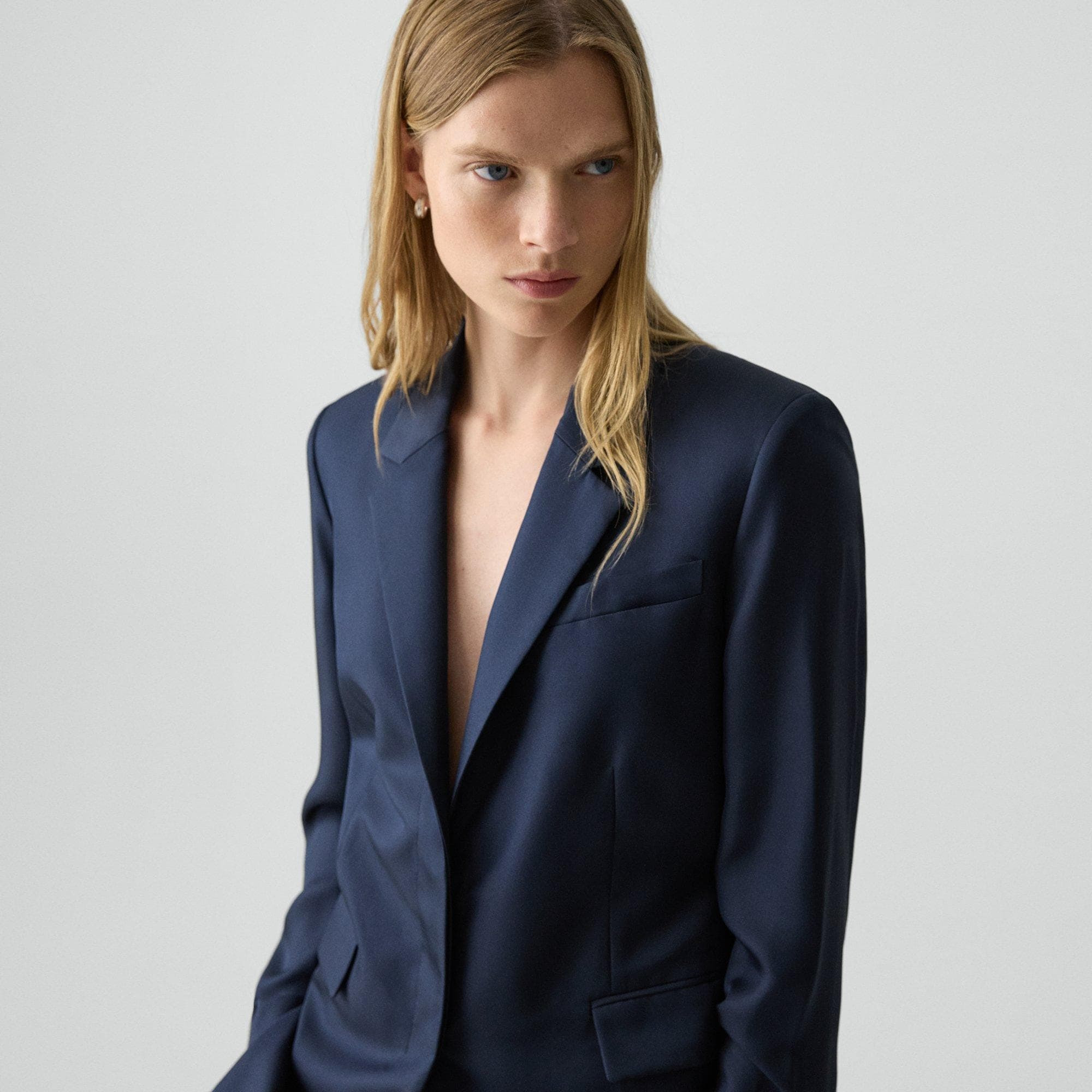 Oversized Cinch Waist Blazer in Mod Silk Twill - 5