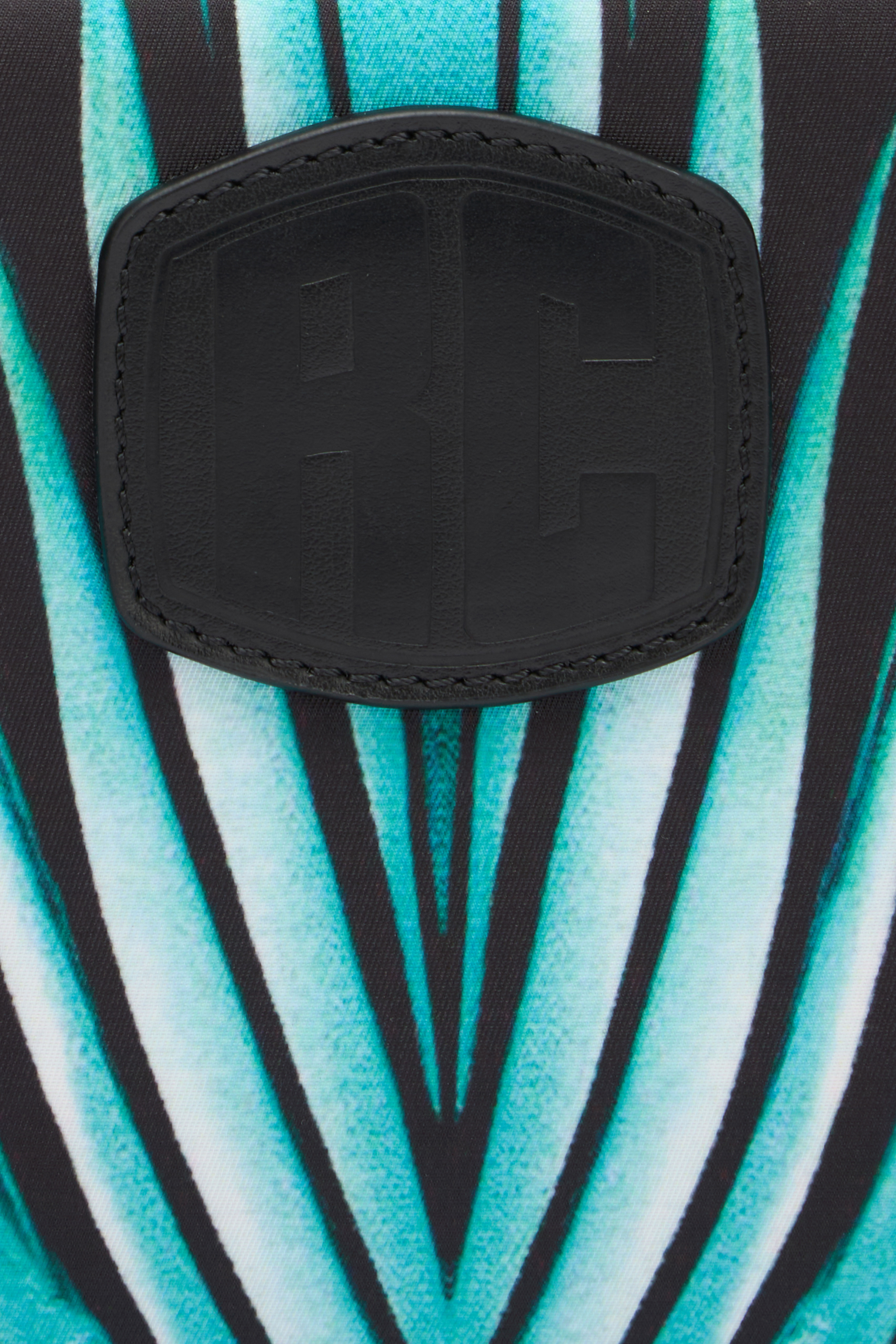 Ray Of Sea Print Cosmetic Case - 4
