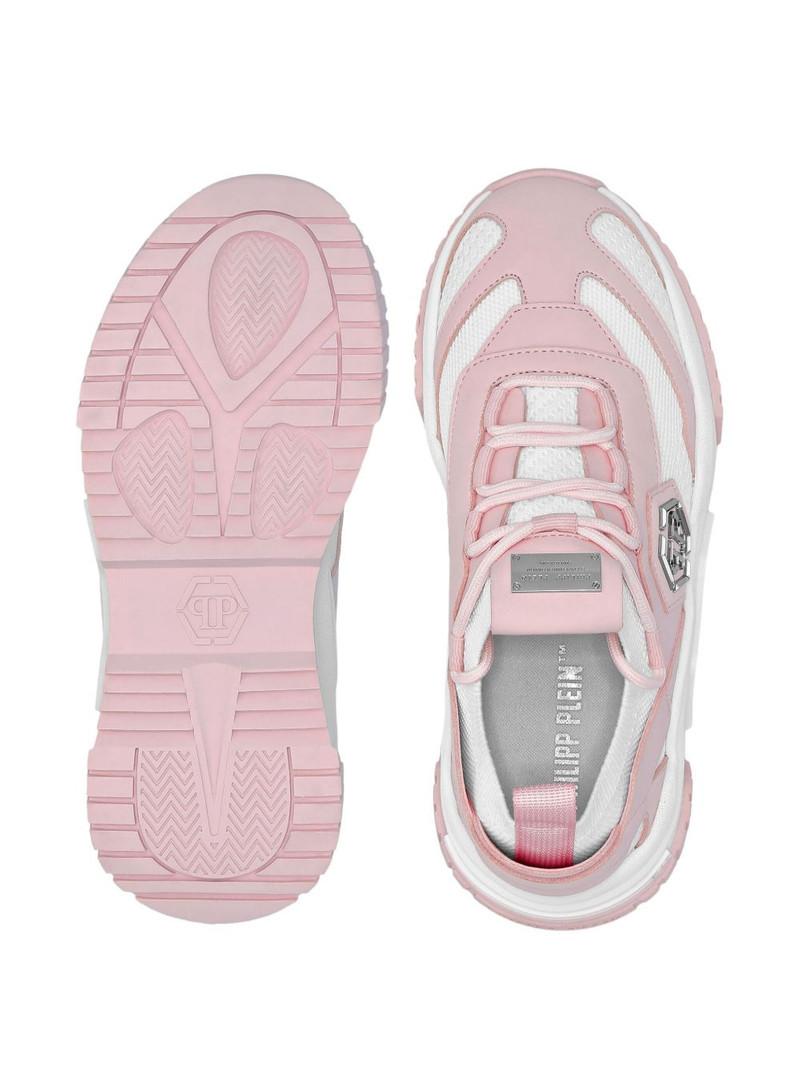 Predator sneakers 3