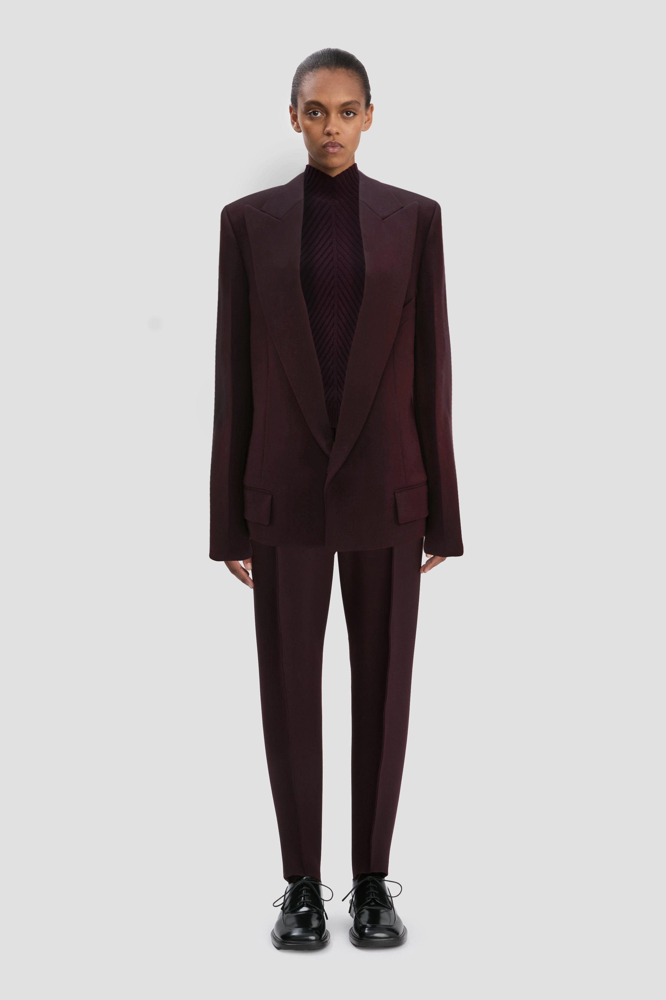 Dropped Lapel Jacket In Deep Mahogany - 2