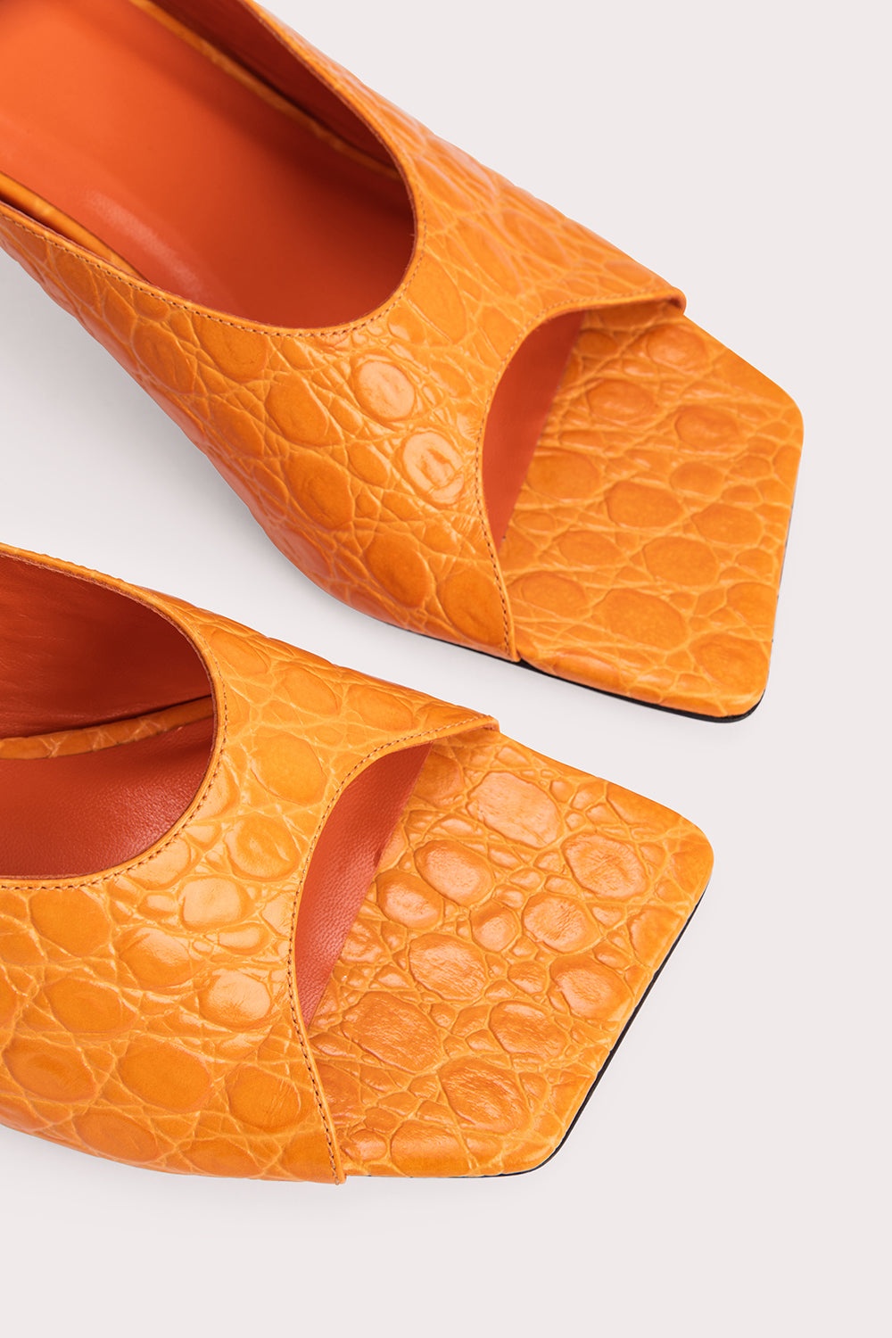 Huston Orange Circular Croco Embossed Leather - 4
