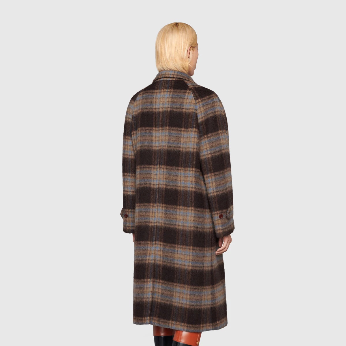 Check wool coat with Gucci label - 6