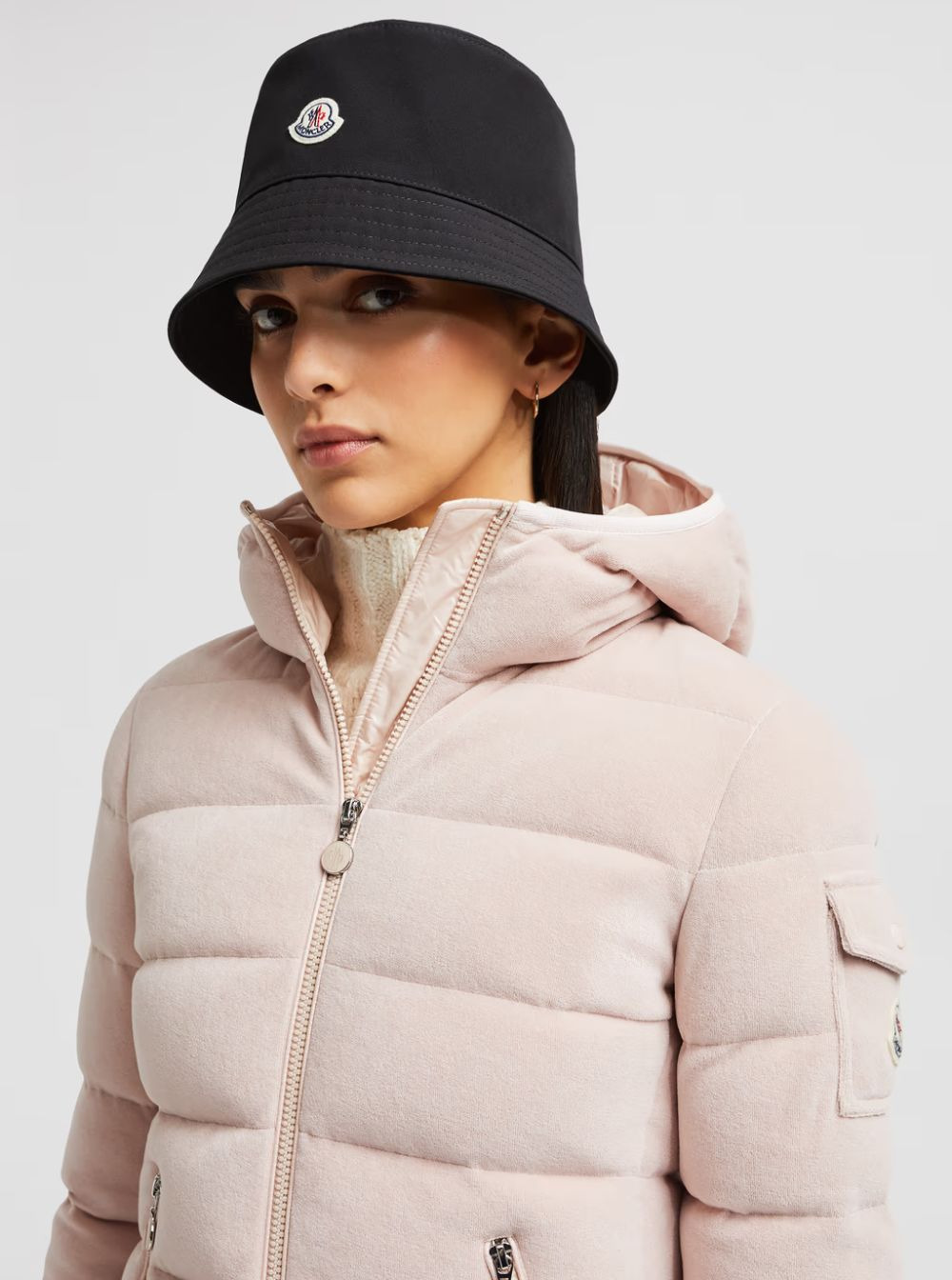 Moncler Women Black Bucket Hat With Dropped Wide Brim And Logo Patch On The Front In Cotton Blend Wo - 4