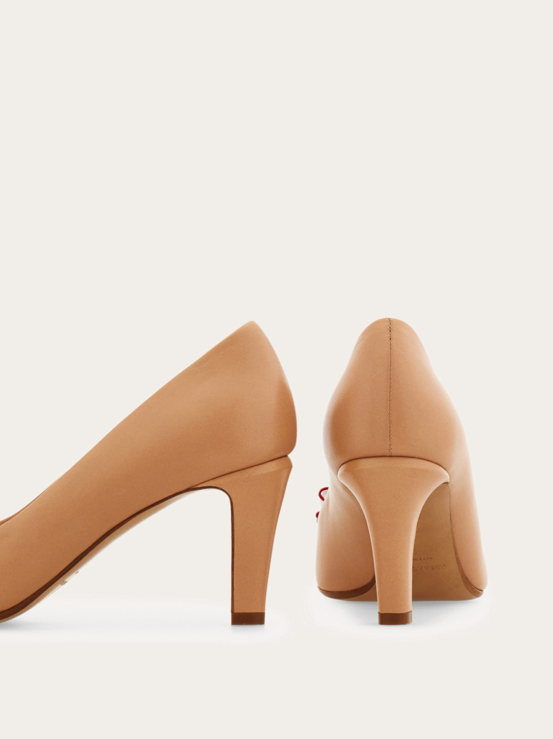 Vara bow pump shoe 7