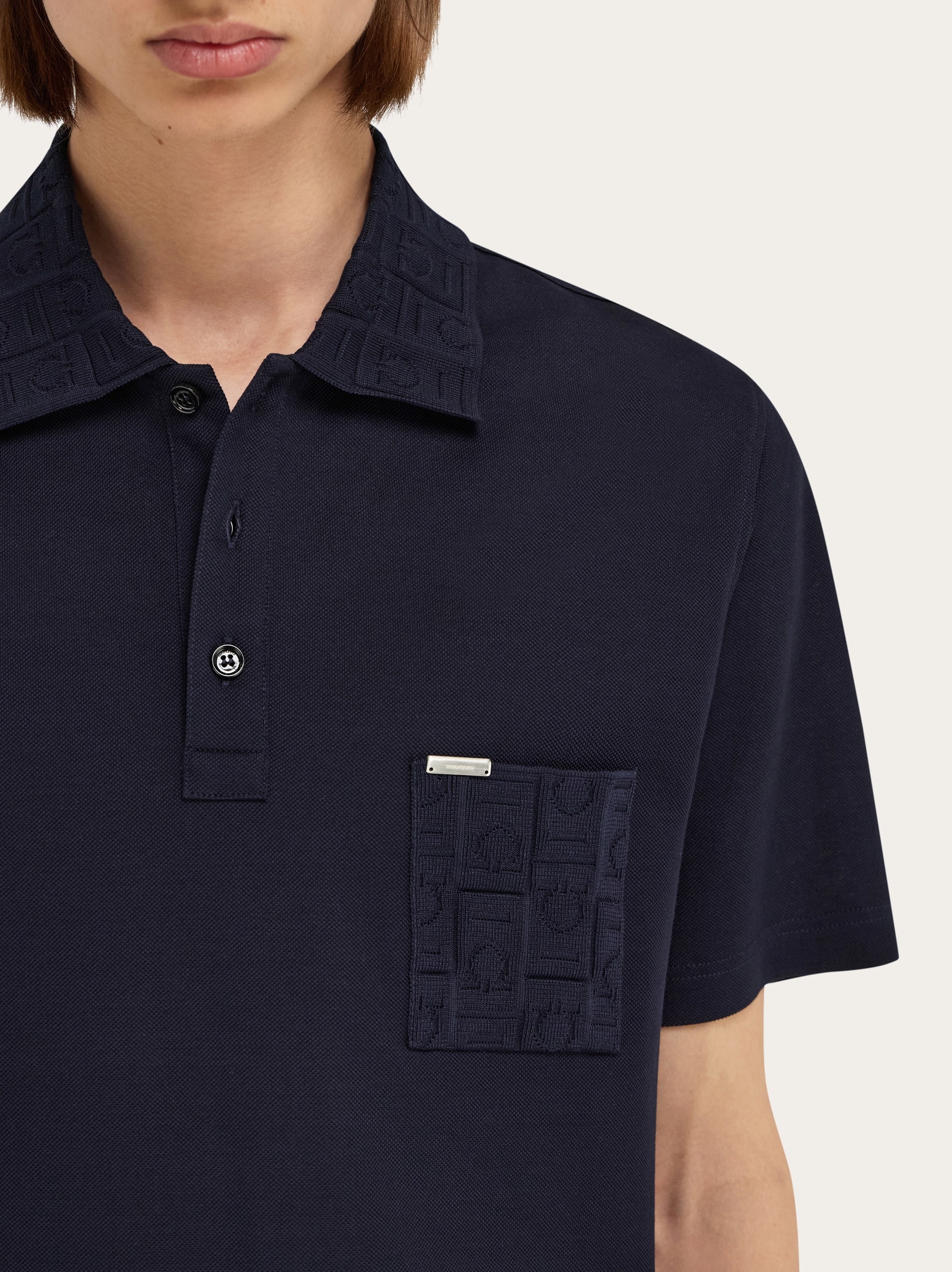 V-neck polo with jacquard pocket detail - 4