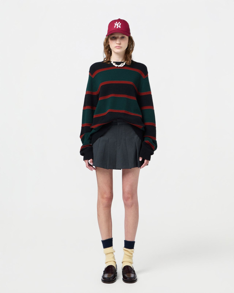 GUEST IN RESIDENCE Stripe Crew outlook