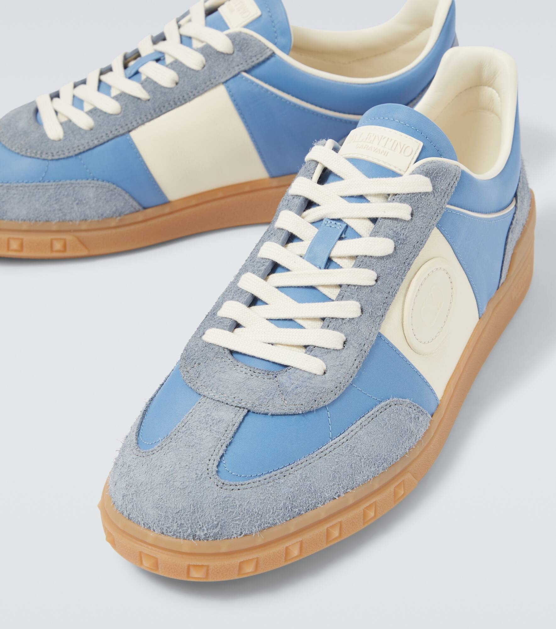 Upvillage suede-trimmed leather sneakers - 3