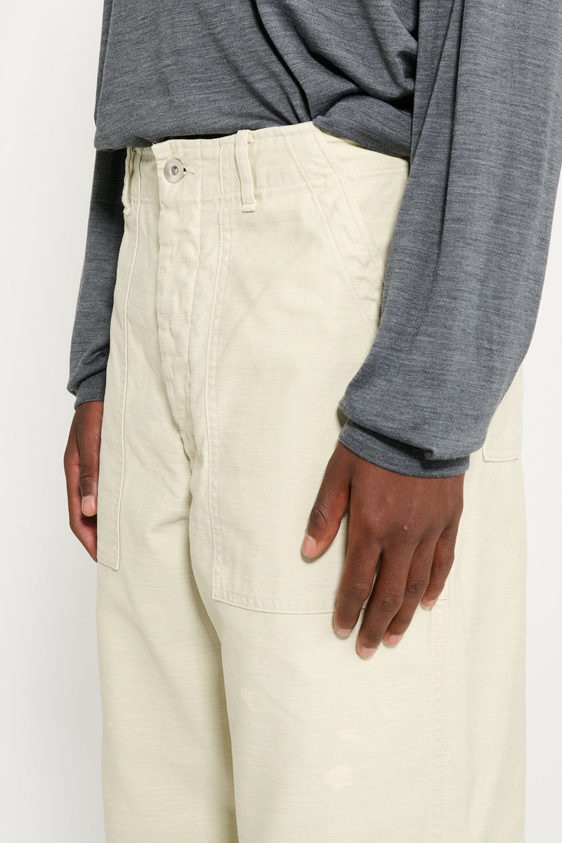 AURALEE AURALEE WASHED BAGGY SATIN BLEACHED BAKER PANTS DUSTY IVORY outlook
