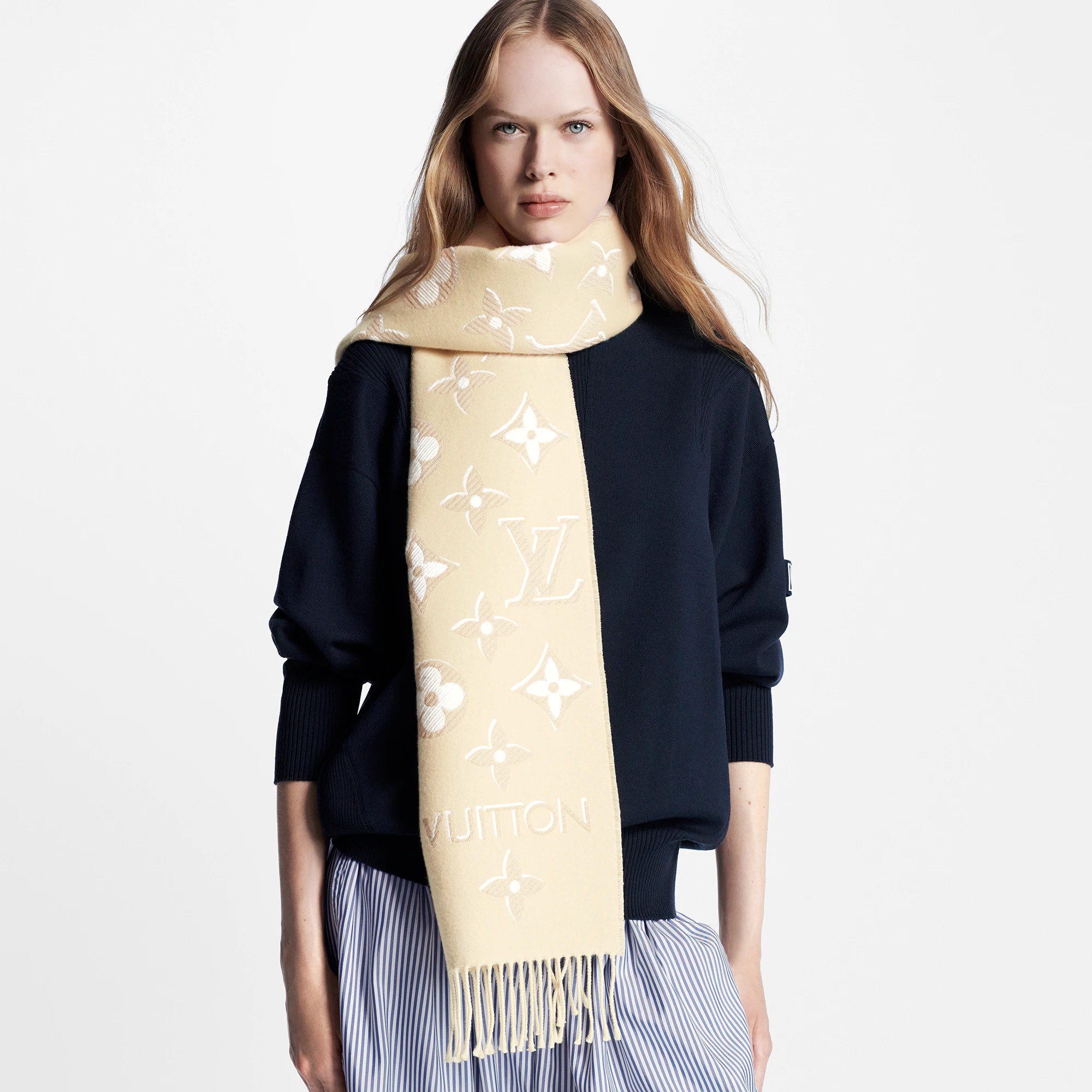 LV Essential Shine Scarf - 5