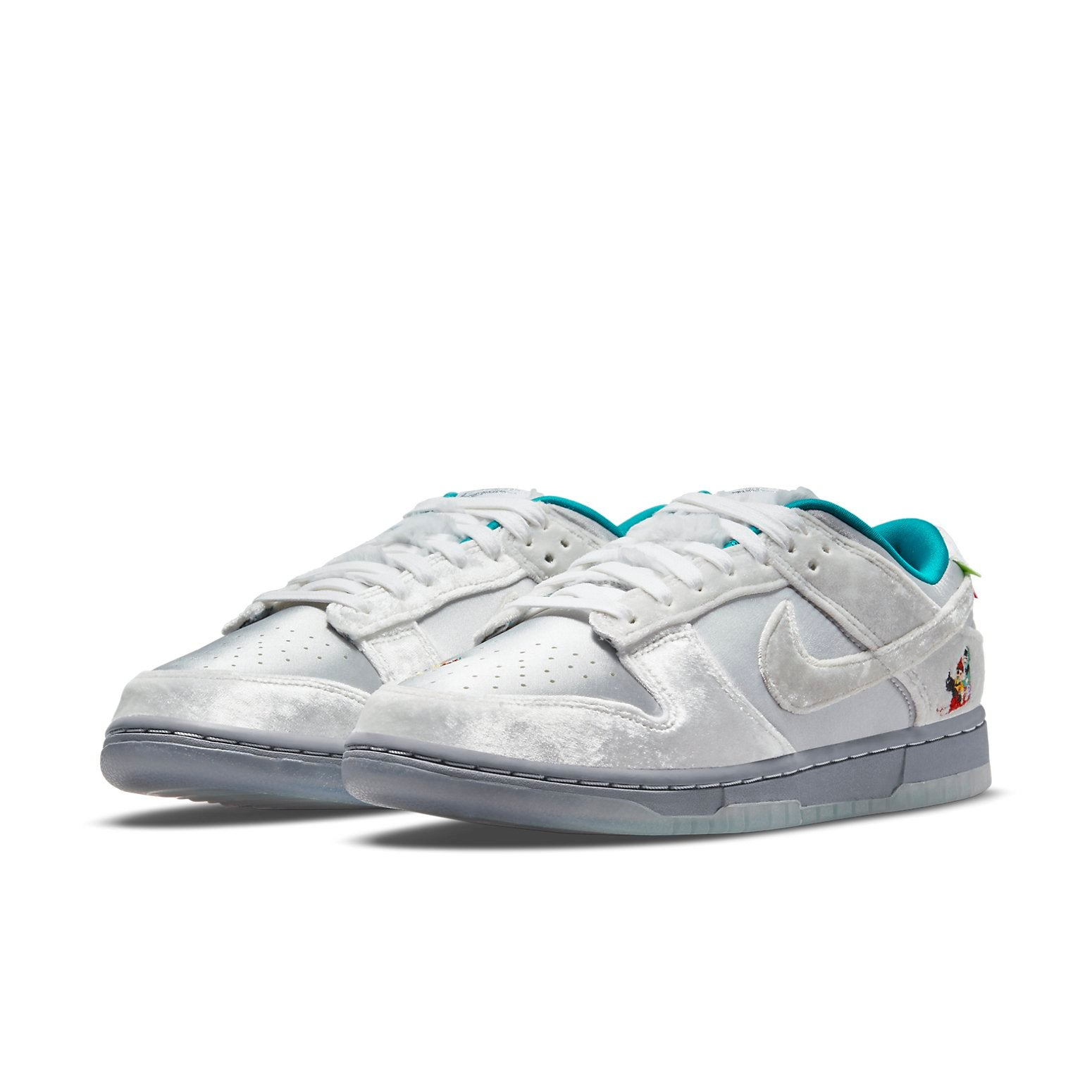 (WMNS) Nike Dunk Low 'Ice' DO2326-001 - 3