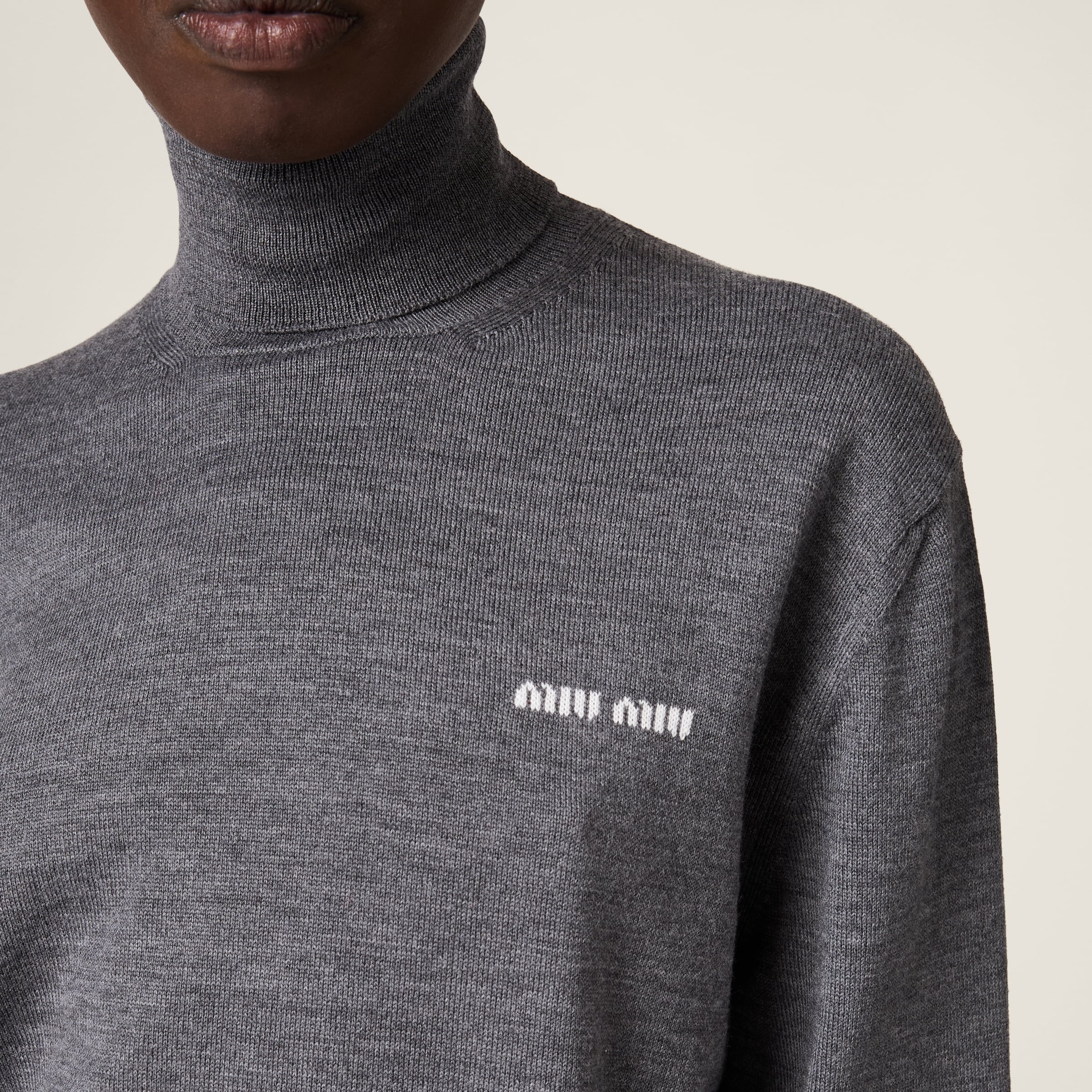 Wool sweater - 4