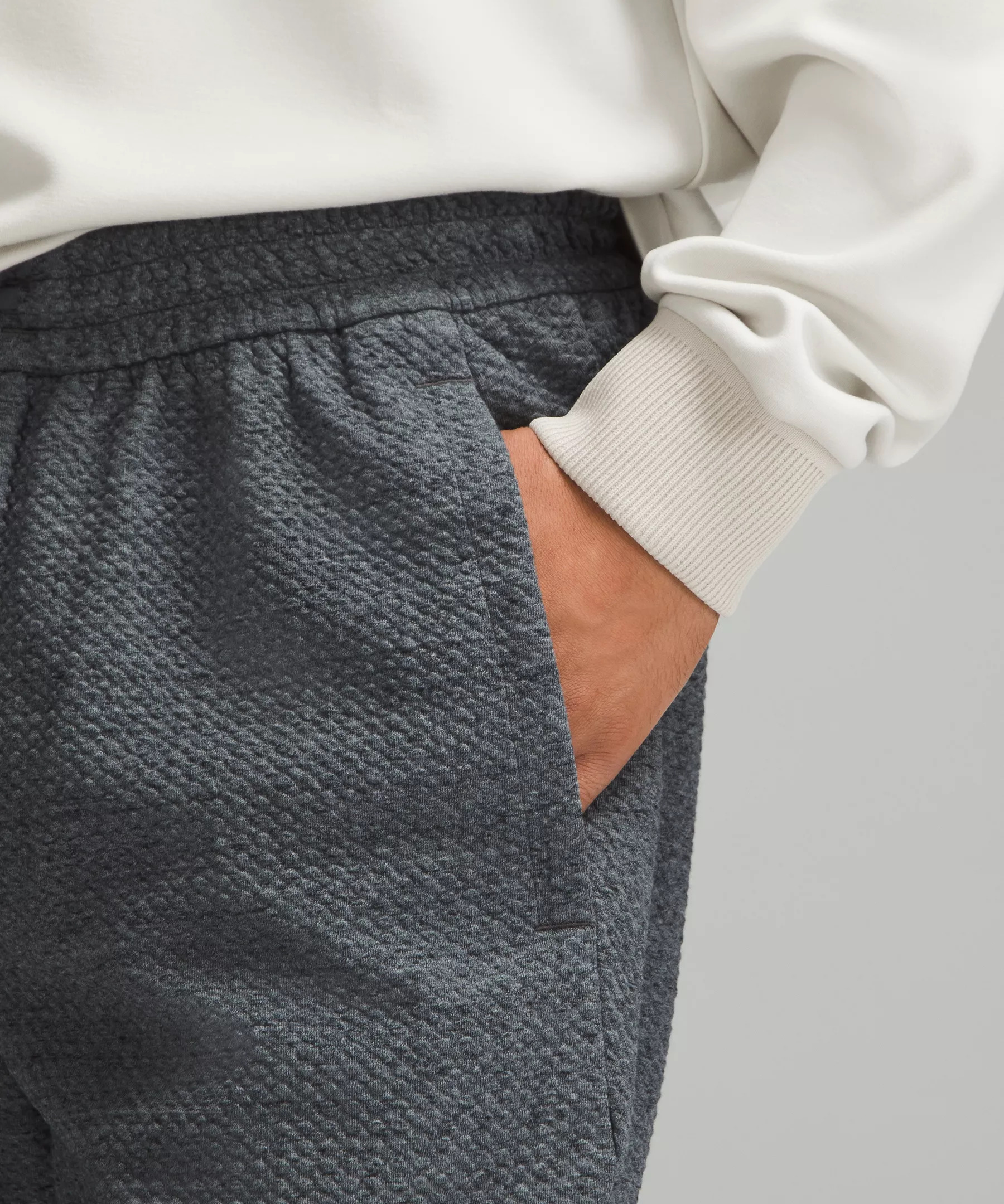Textured Double-Knit Cotton Jogger *Regular - 4