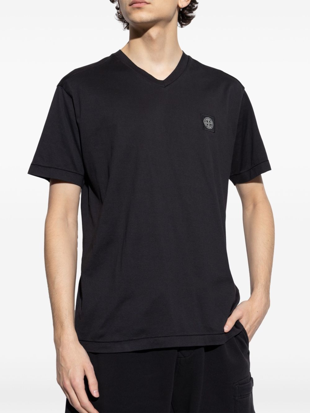 v-neck t-shirt - 2